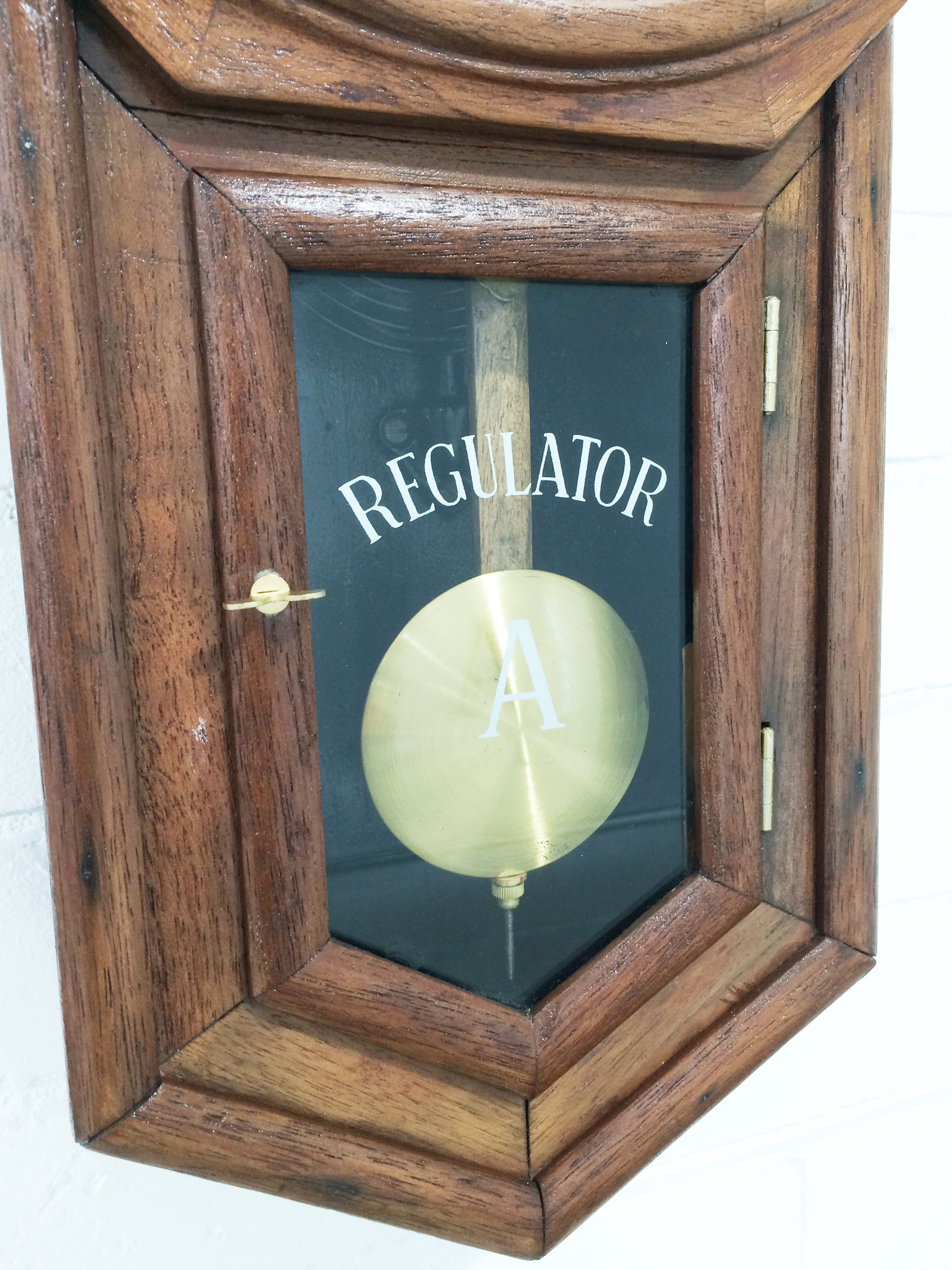 Antique Vintage Clocks & Décor | eXibit collection