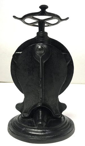 Vintage Cast Iron SALTER Kitchen Scale | eXibit collection