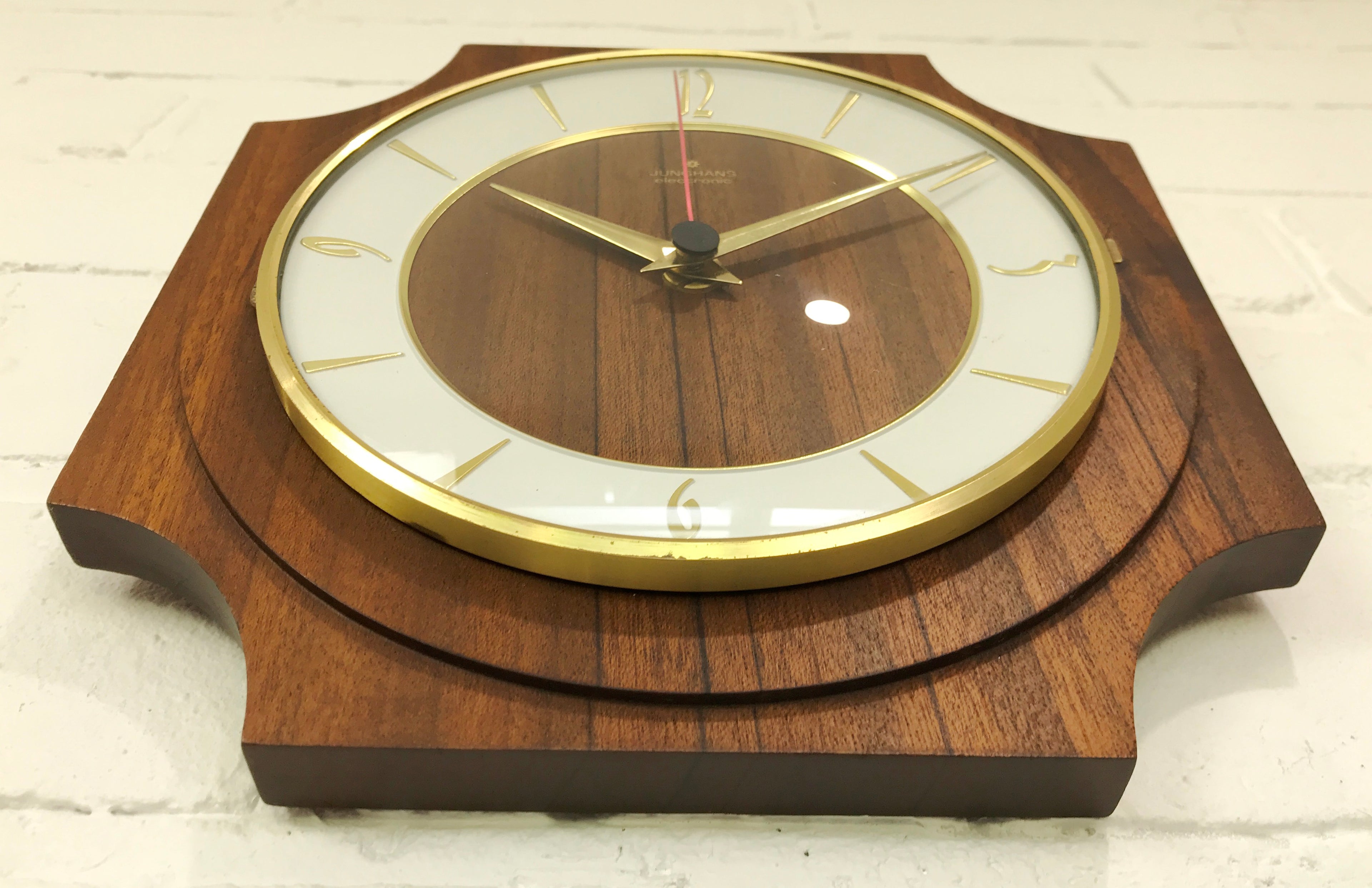 Vintage JUNGHANS Battery Wall Clock | eXibit collection