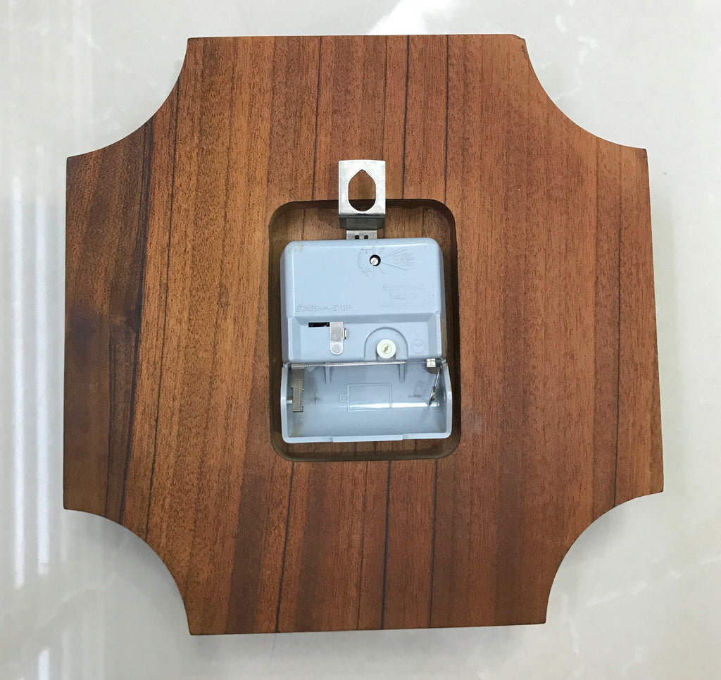 Vintage JUNGHANS Battery Wall Clock | eXibit collection