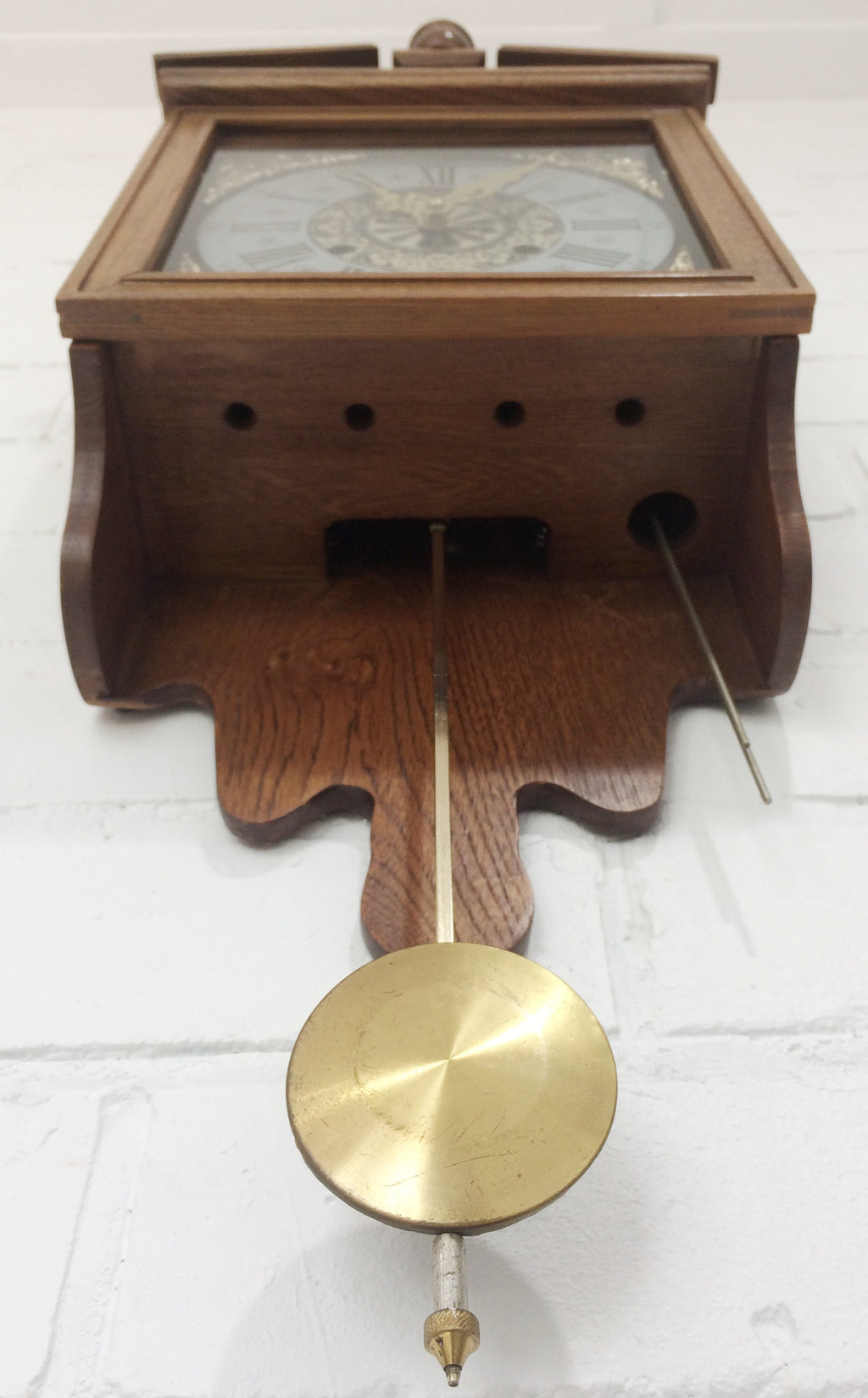 Antique Vintage Clocks & Décor | eXibit collection