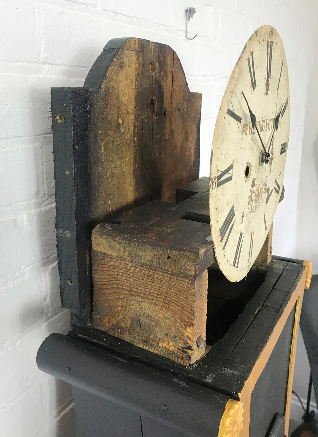 AntAntique Quartz Battery Grandfather Clock with Cabinet | Adelaide Clocks