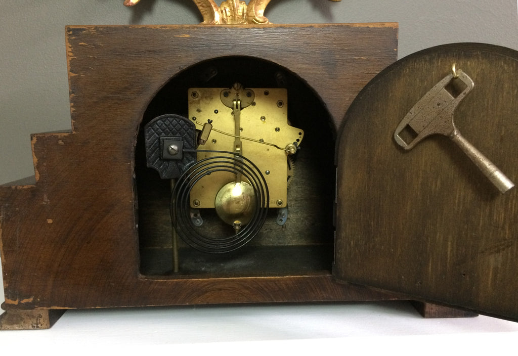 Antique Vintage Clocks & Décor | eXibit collection