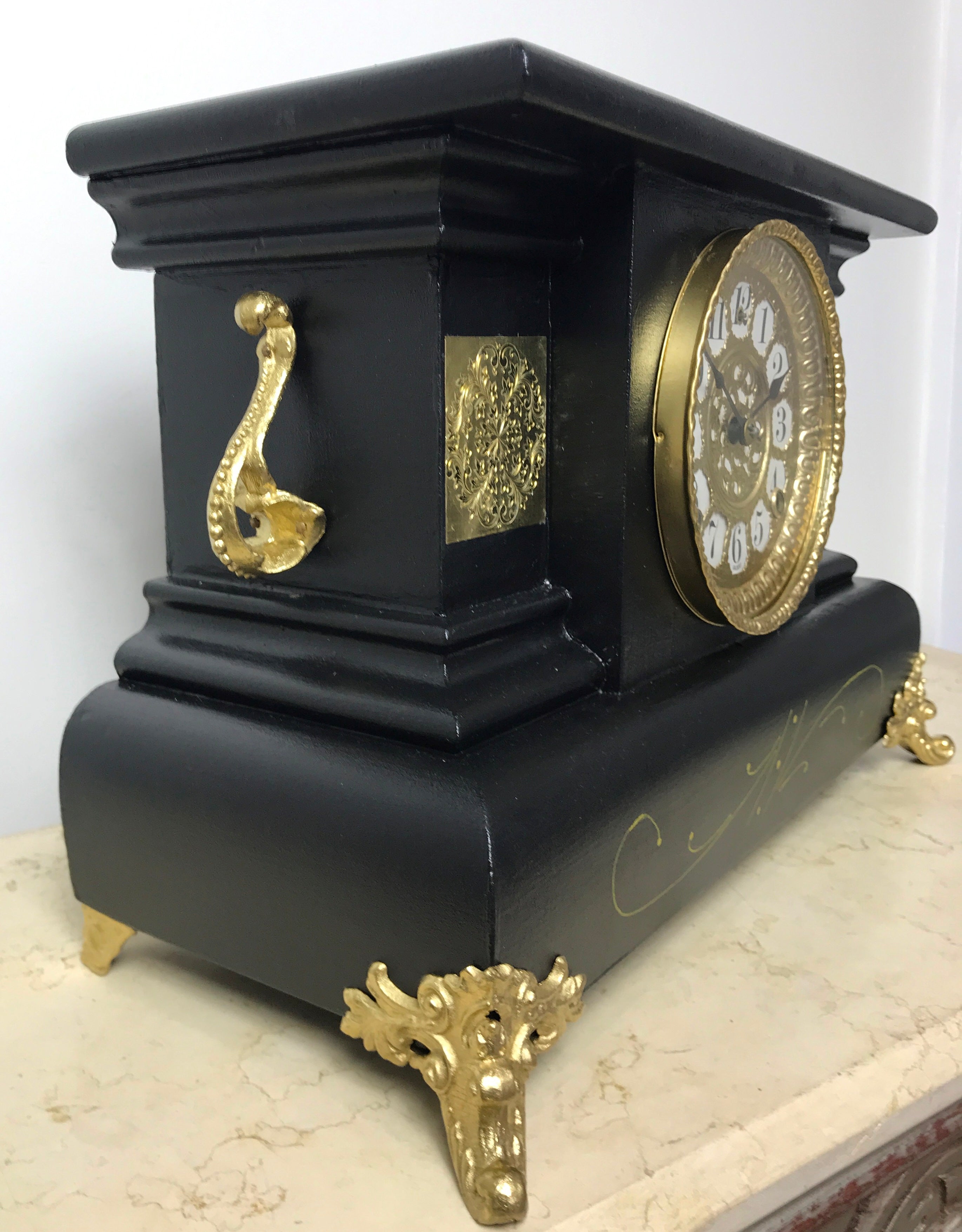 Original Antique Gilbert USA Mantel Clock | eXibit collection