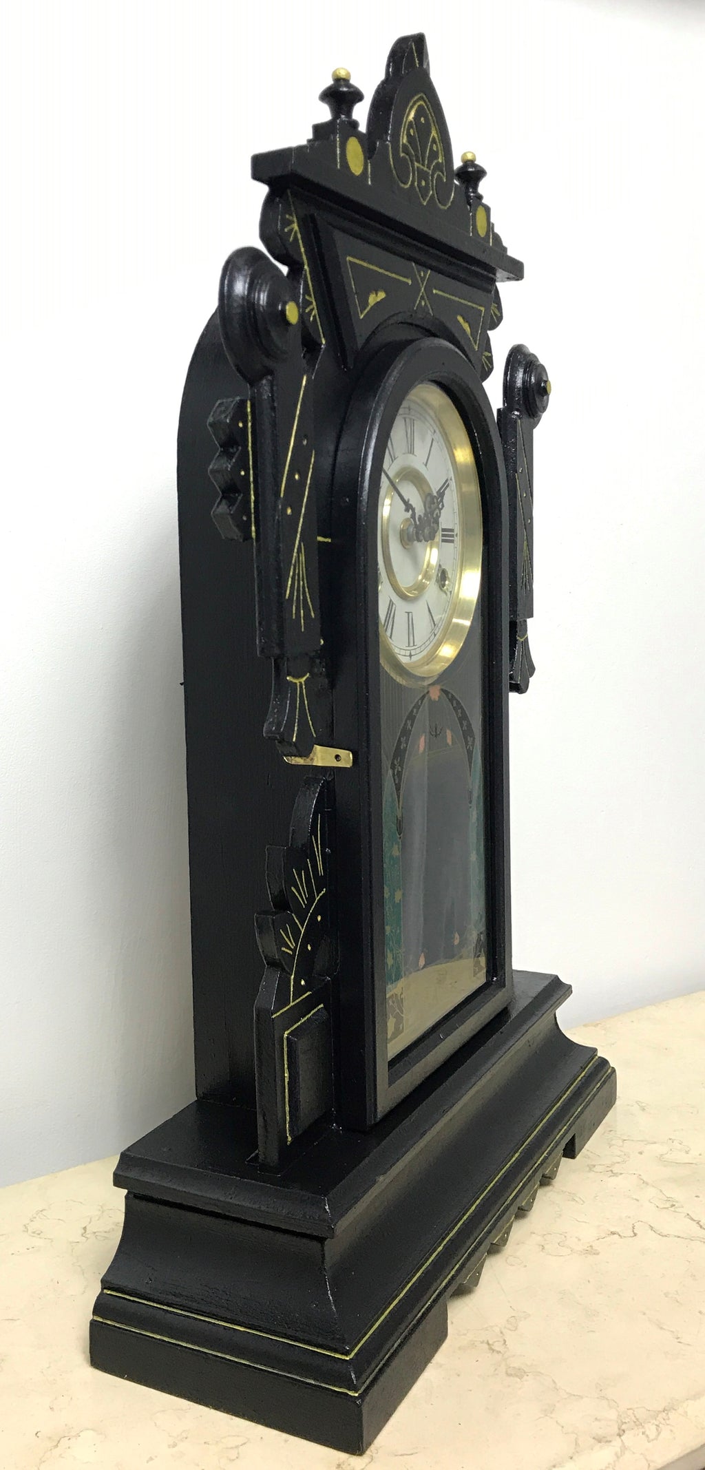 Antique New Haven Quartz Battery Mantel Clock  | Adelaide Clocks