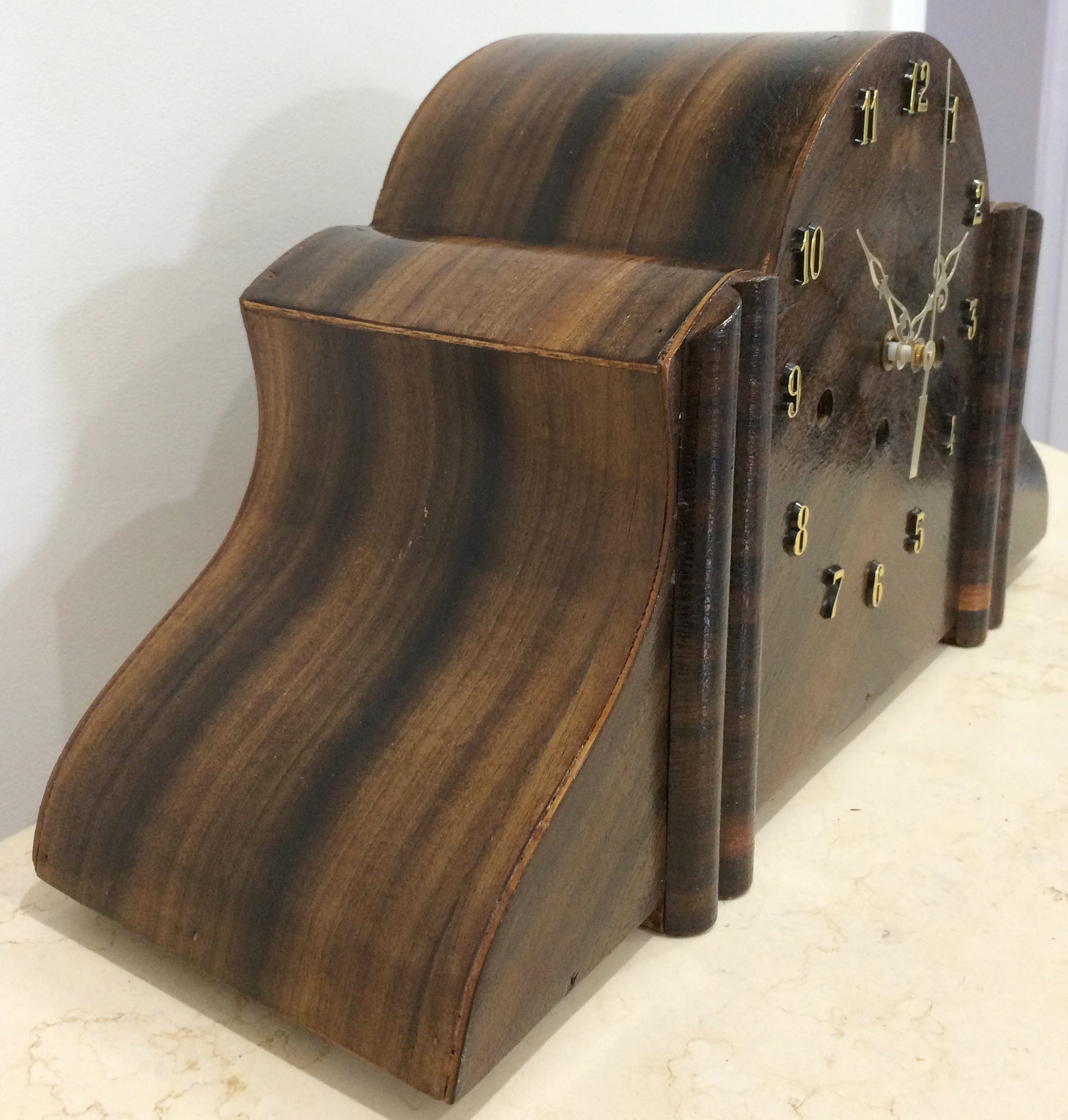 Vintage Quartz Mantel Clock | eXibit collection