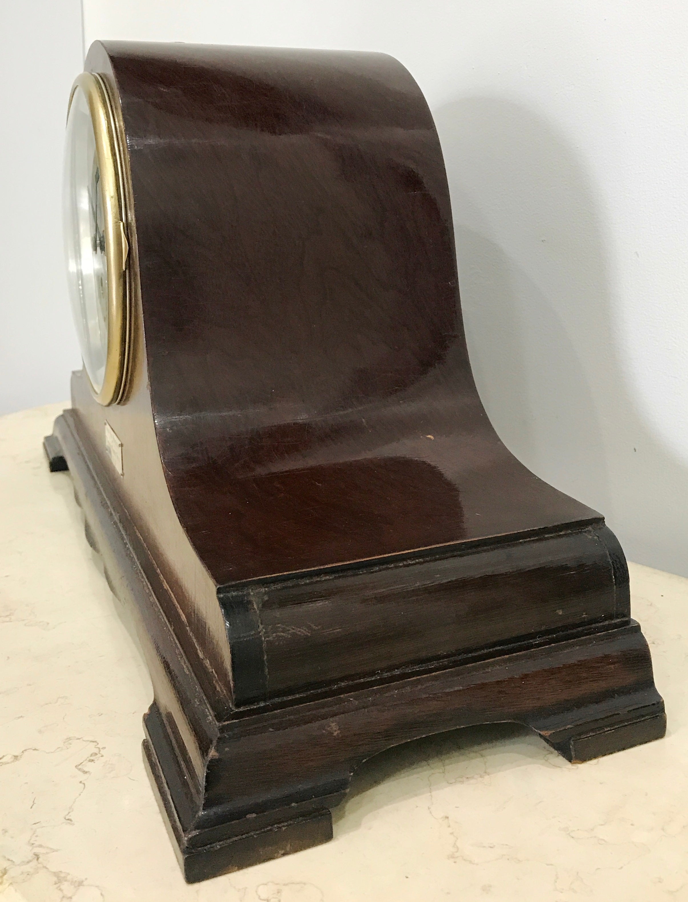 Original Vintage Battery Mantel Clock | eXibit collection