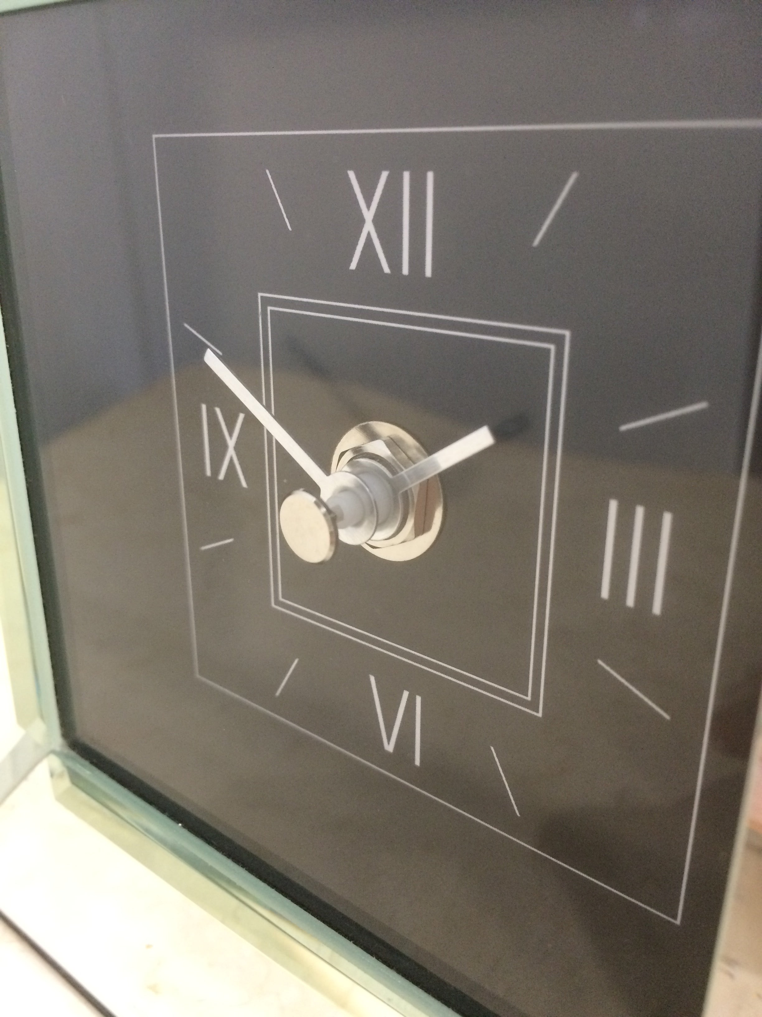 Beveled Mirror Clock  {quartz}
