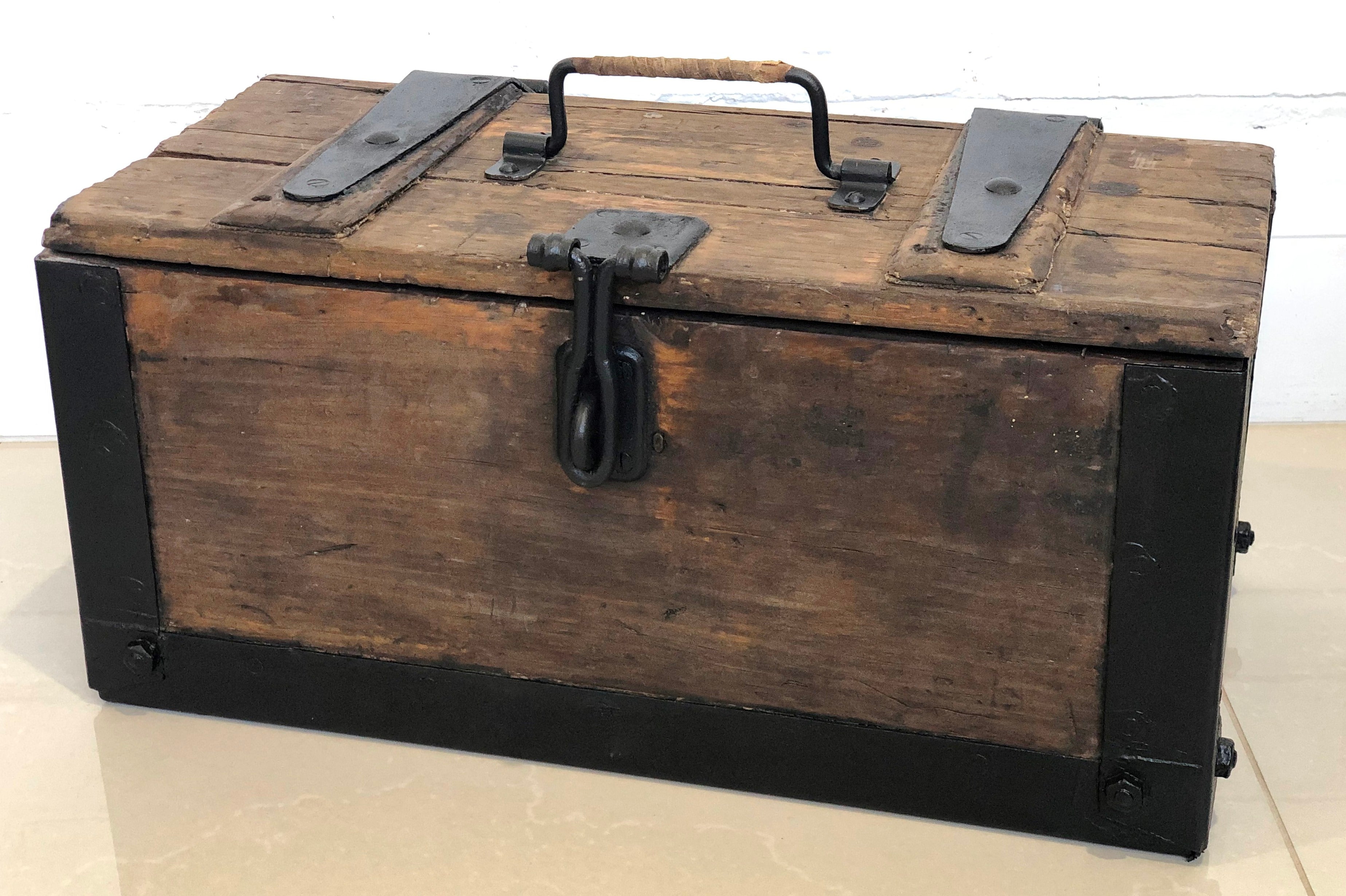 Antique Wooden HUTCHINSON Carpenters Tool Box | eXibit collection