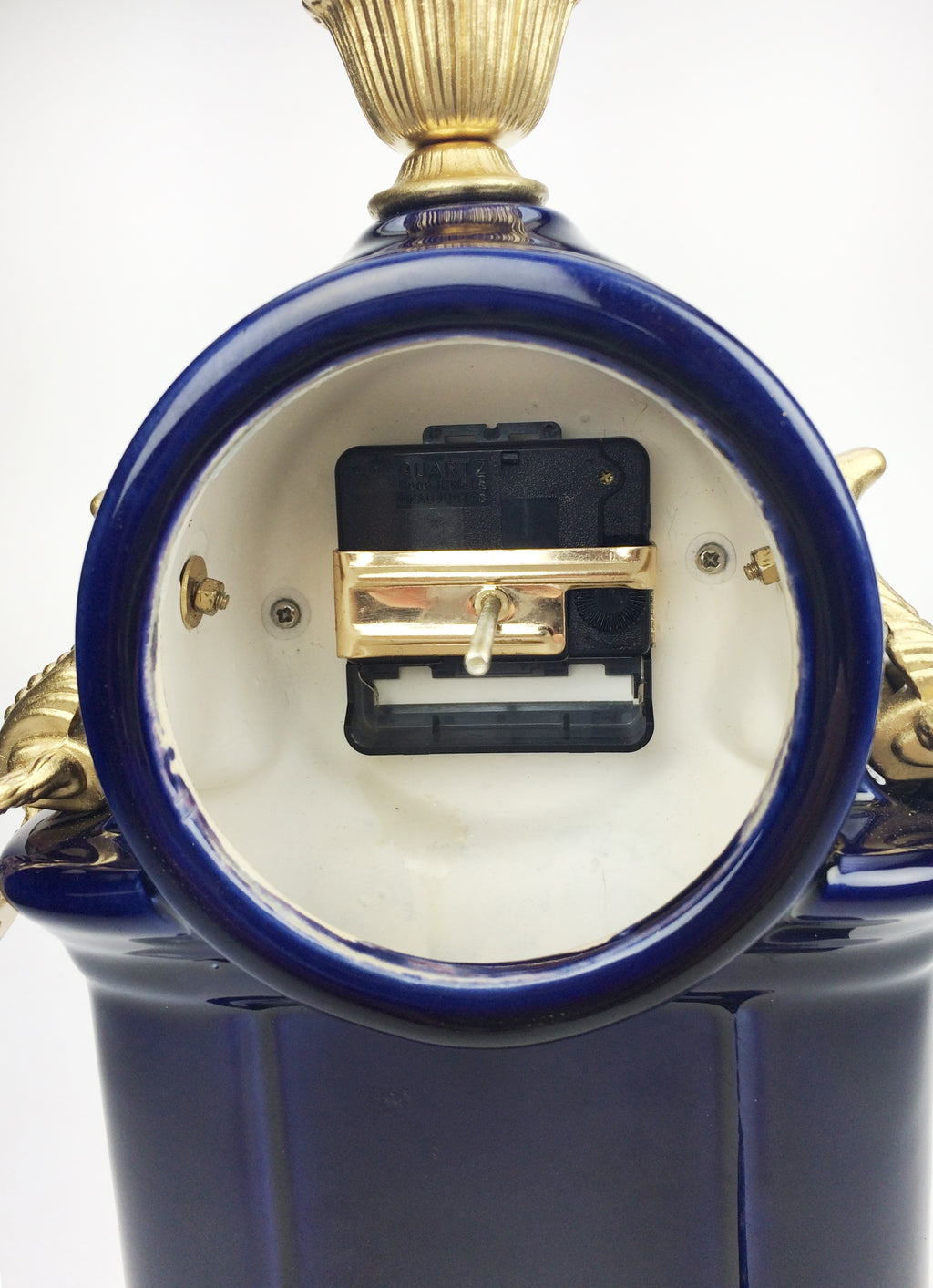 Antique Vintage Clocks & Décor | eXibit collection