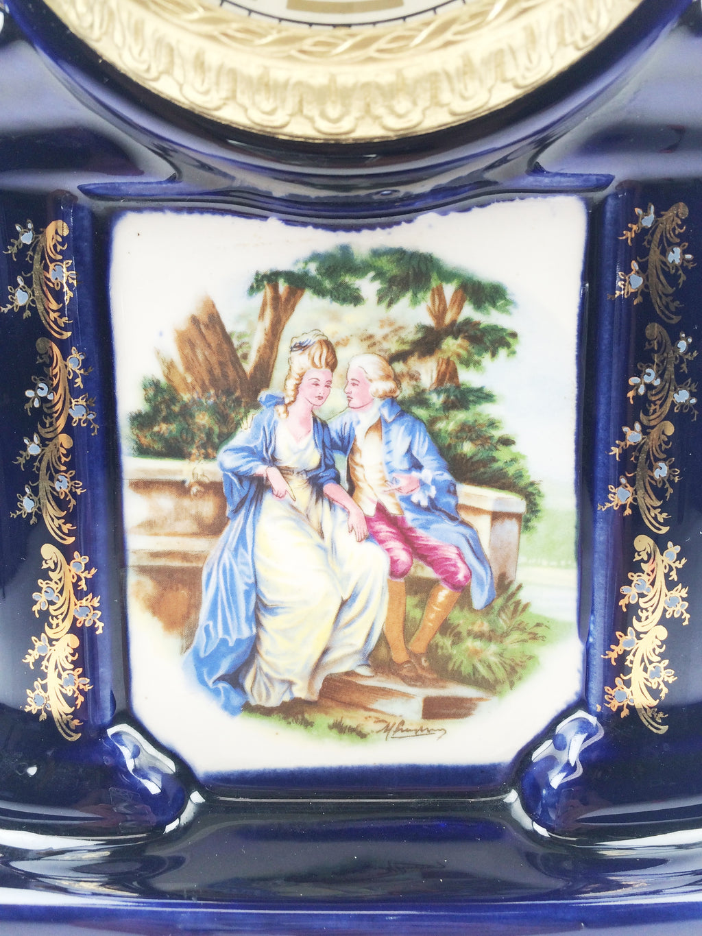 Antique Vintage Clocks & Décor | eXibit collection