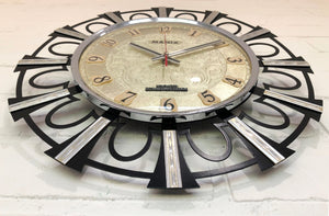 Vintage MANIX Starburst Battery Wall Clock | eXibit collection