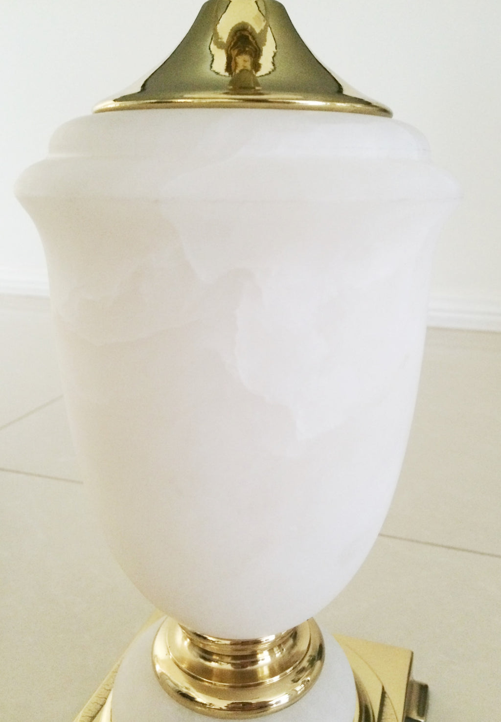 Antique Vintage Clocks & Décor | eXibit collection