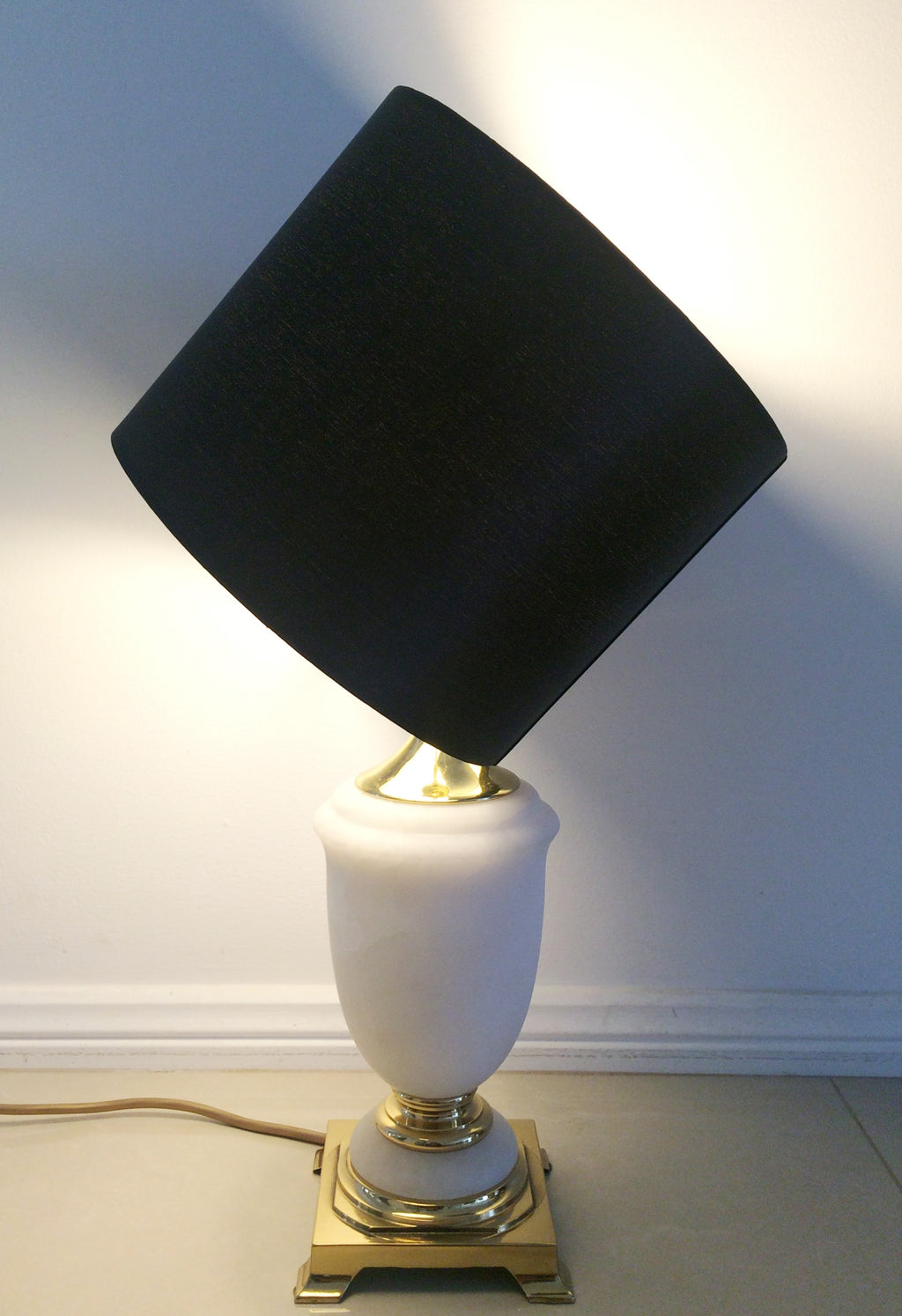 Antique Vintage Clocks & Décor | eXibit collection