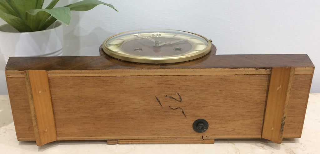 Antique Vintage Clocks & Décor | eXibit collection