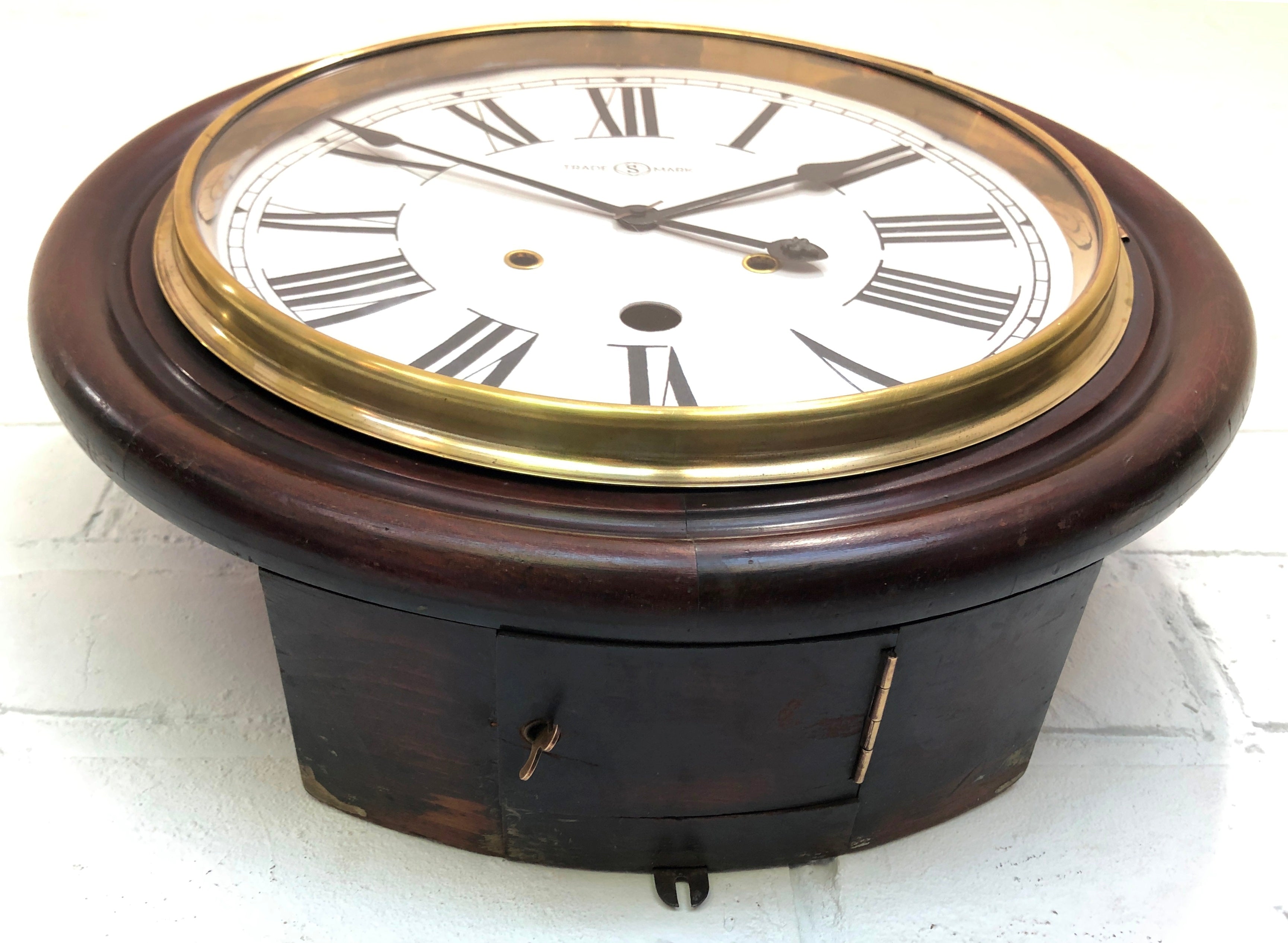 Antique Round Station Wall Clock | eXibit collection