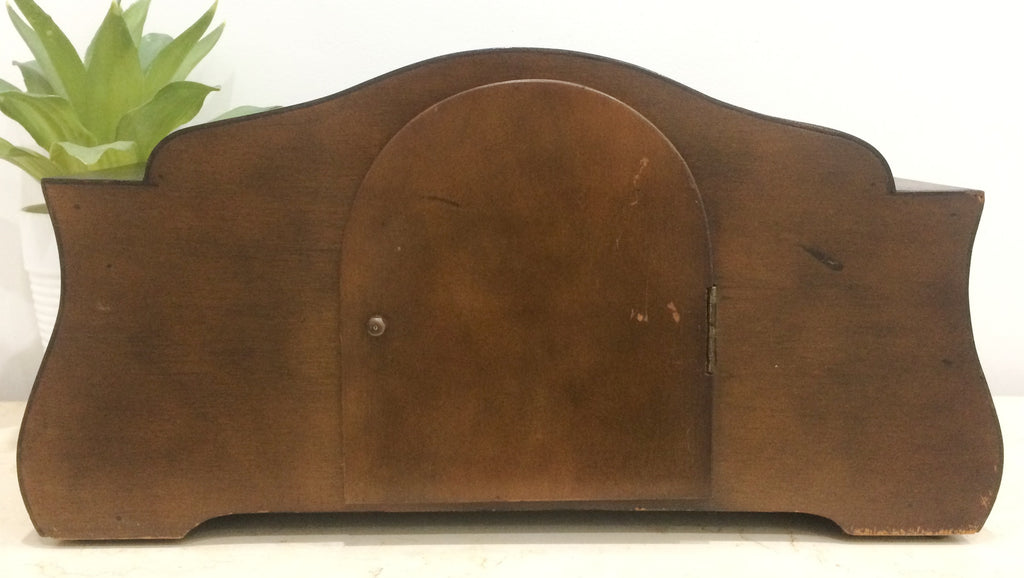 Antique Vintage Clocks & Décor | eXibit collection