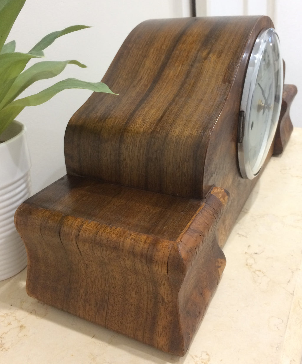 Vintage Quartz Mantel Clock | eXibit collection