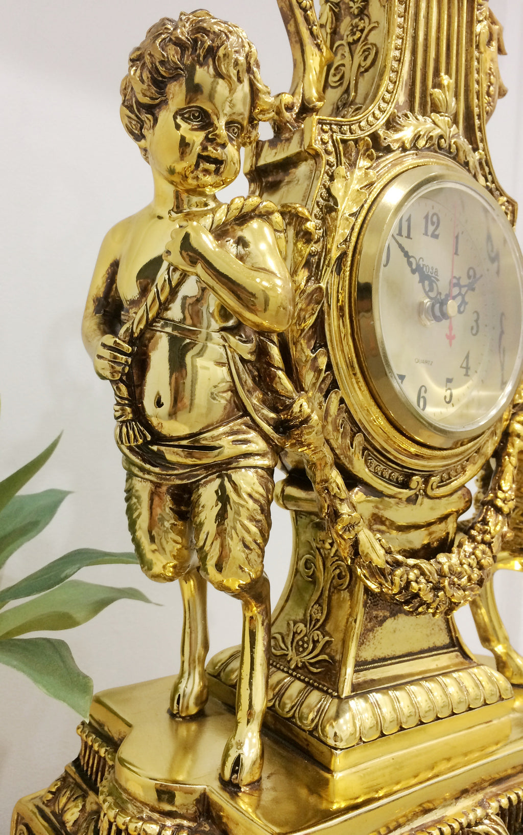 Vintage Ormolu Mantel Clock | eXibit collection