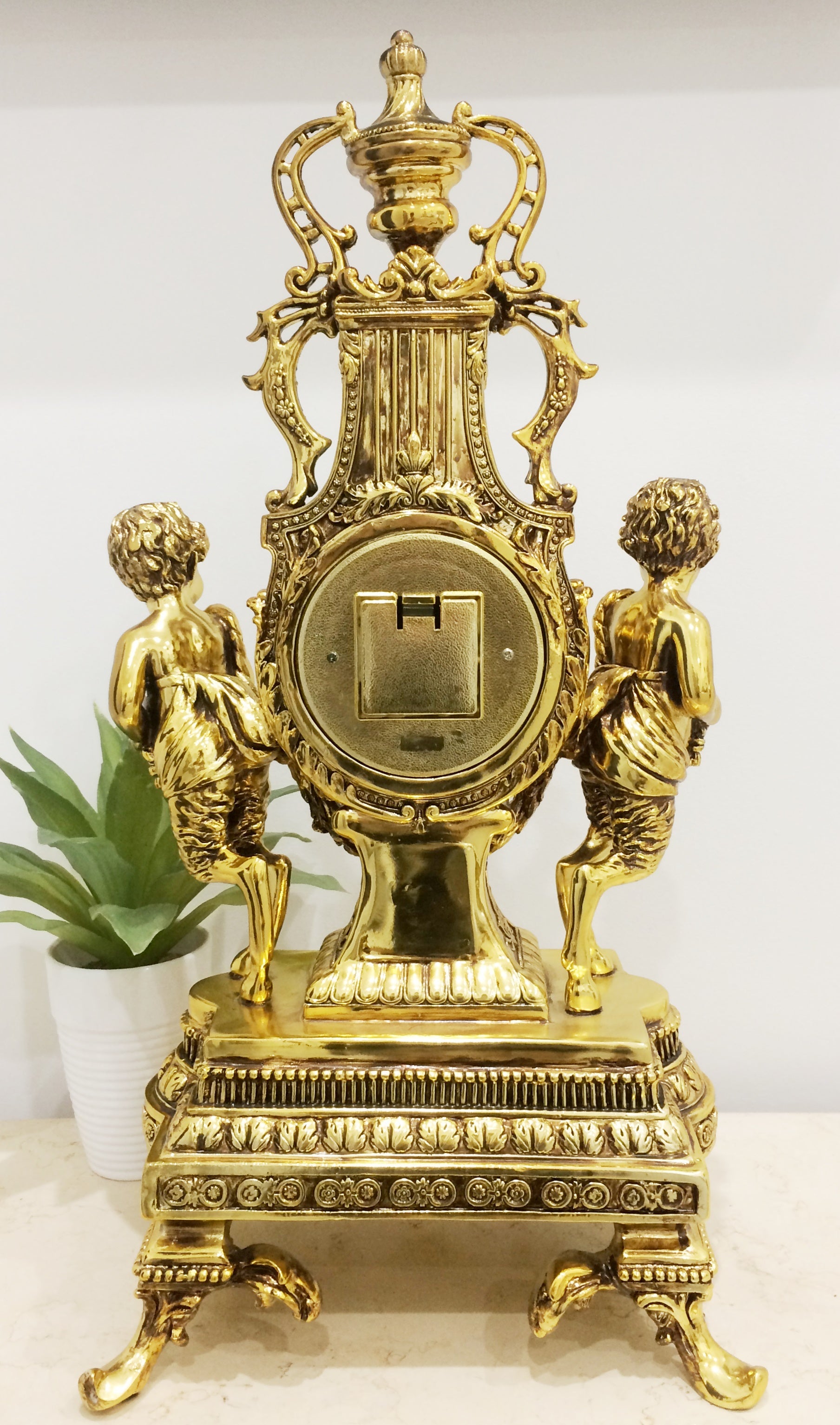 Vintage Ormolu Mantel Clock | eXibit collection