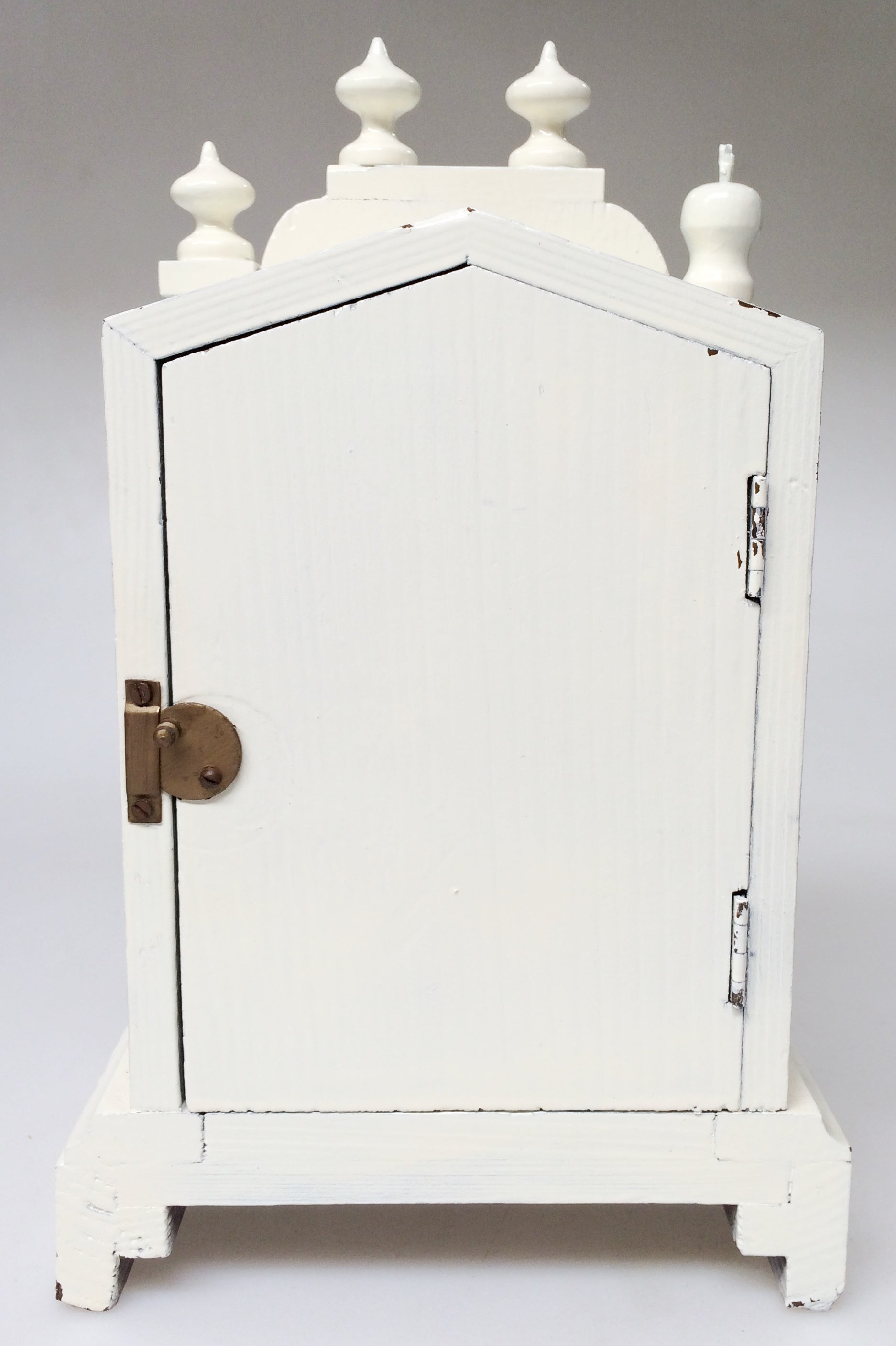 Antique Vintage Clocks & Décor | eXibit collection