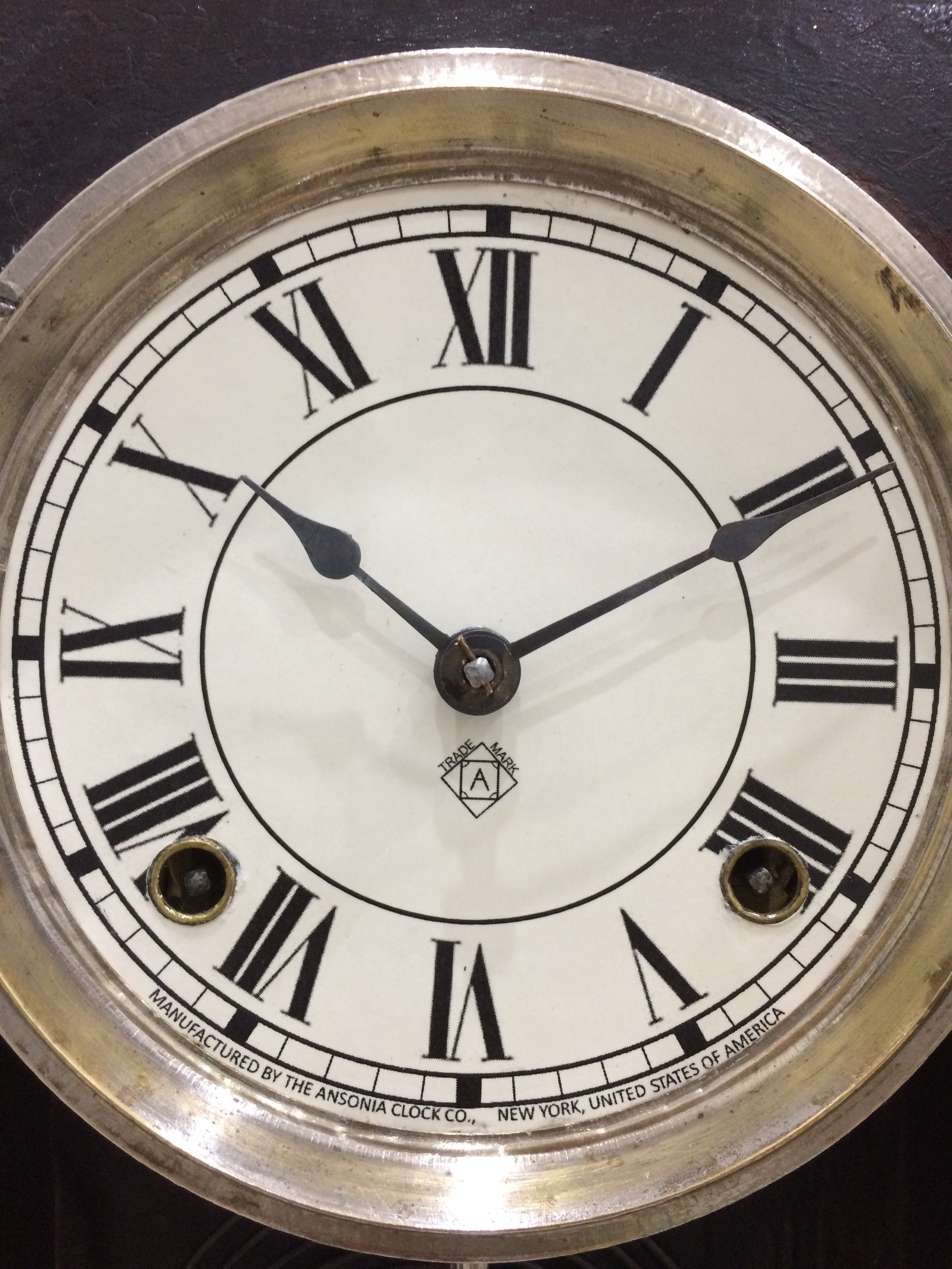 Antique Vintage Clocks & Décor | eXibit collection