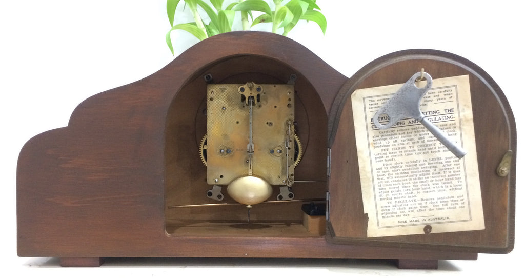 Antique Vintage Clocks & Décor | eXibit collection