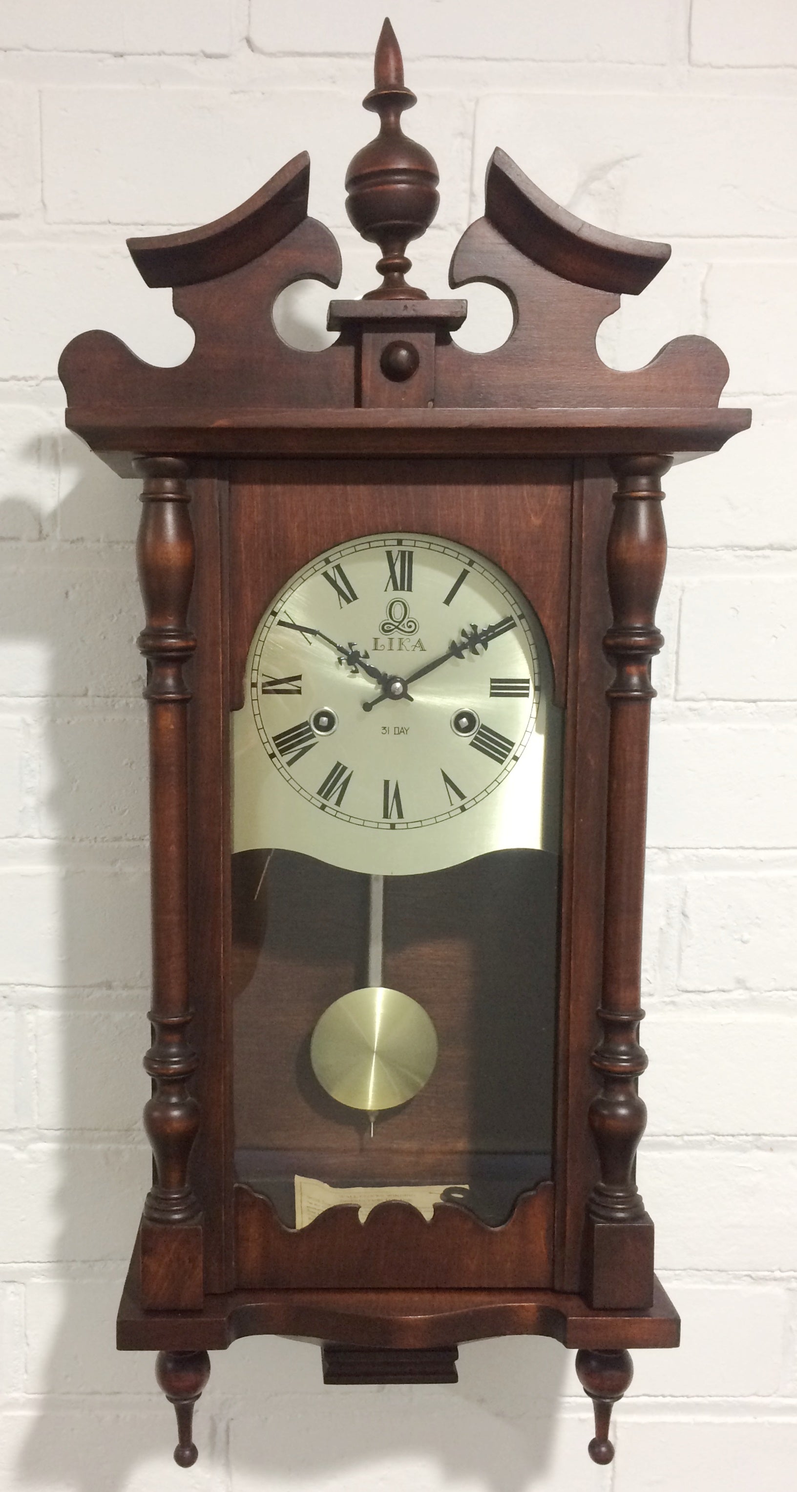 Vintage 31 Day Wall Clock | eXibit collection