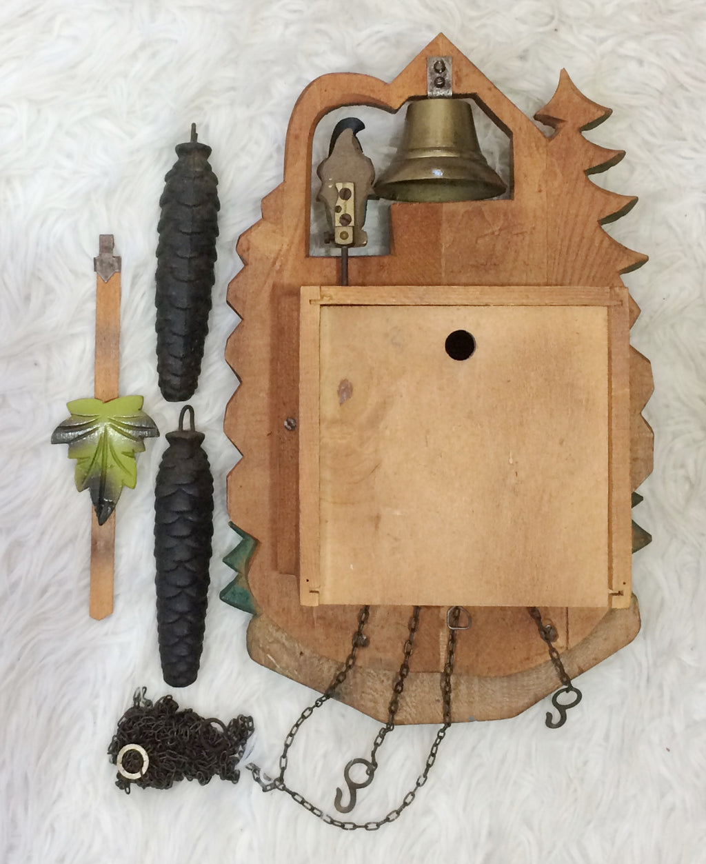Antique Vintage Clocks & Décor | eXibit collection