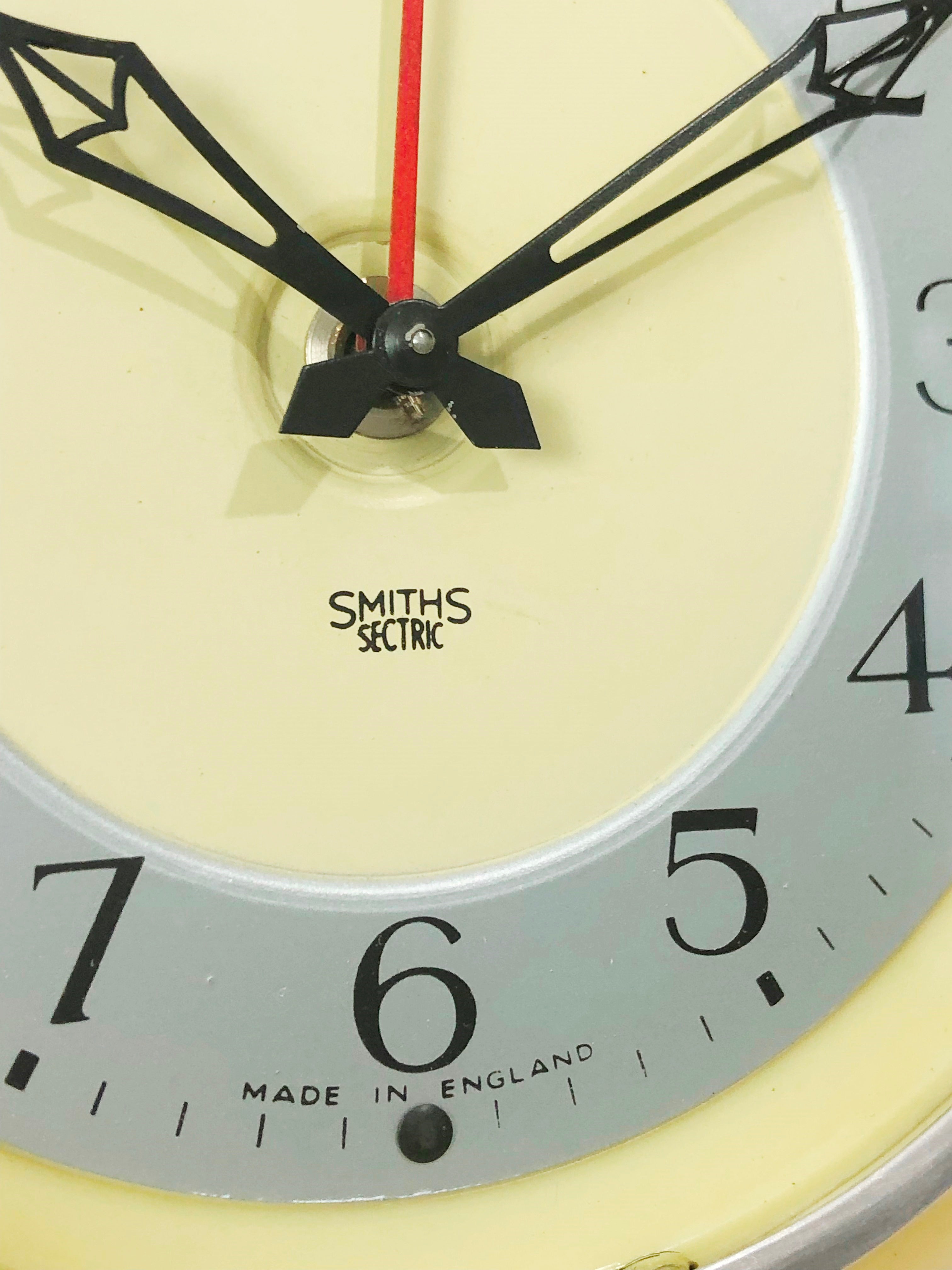 Vintage SMITHS Bakelite Electric Wall Clock | eXibit collection