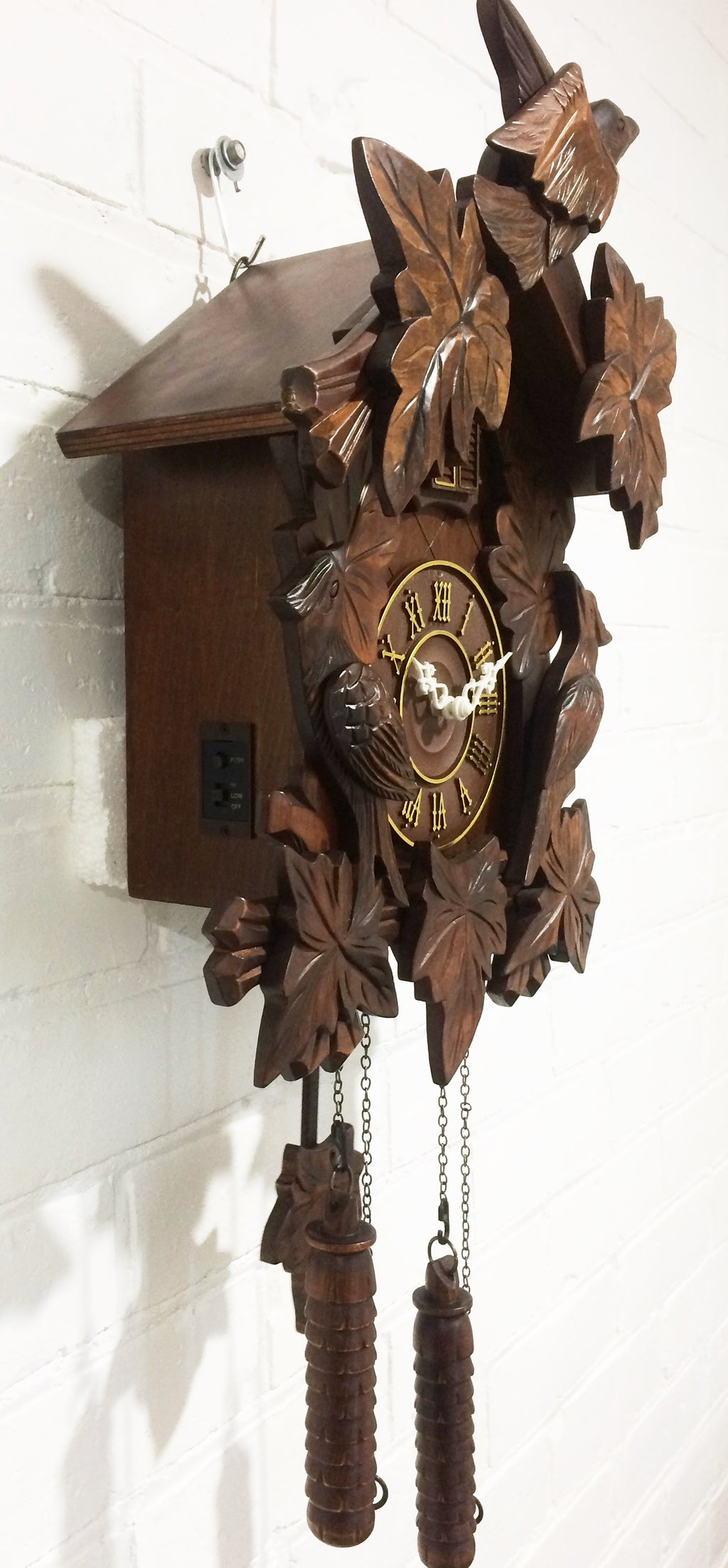 Antique Vintage Clocks & Décor | eXibit collection