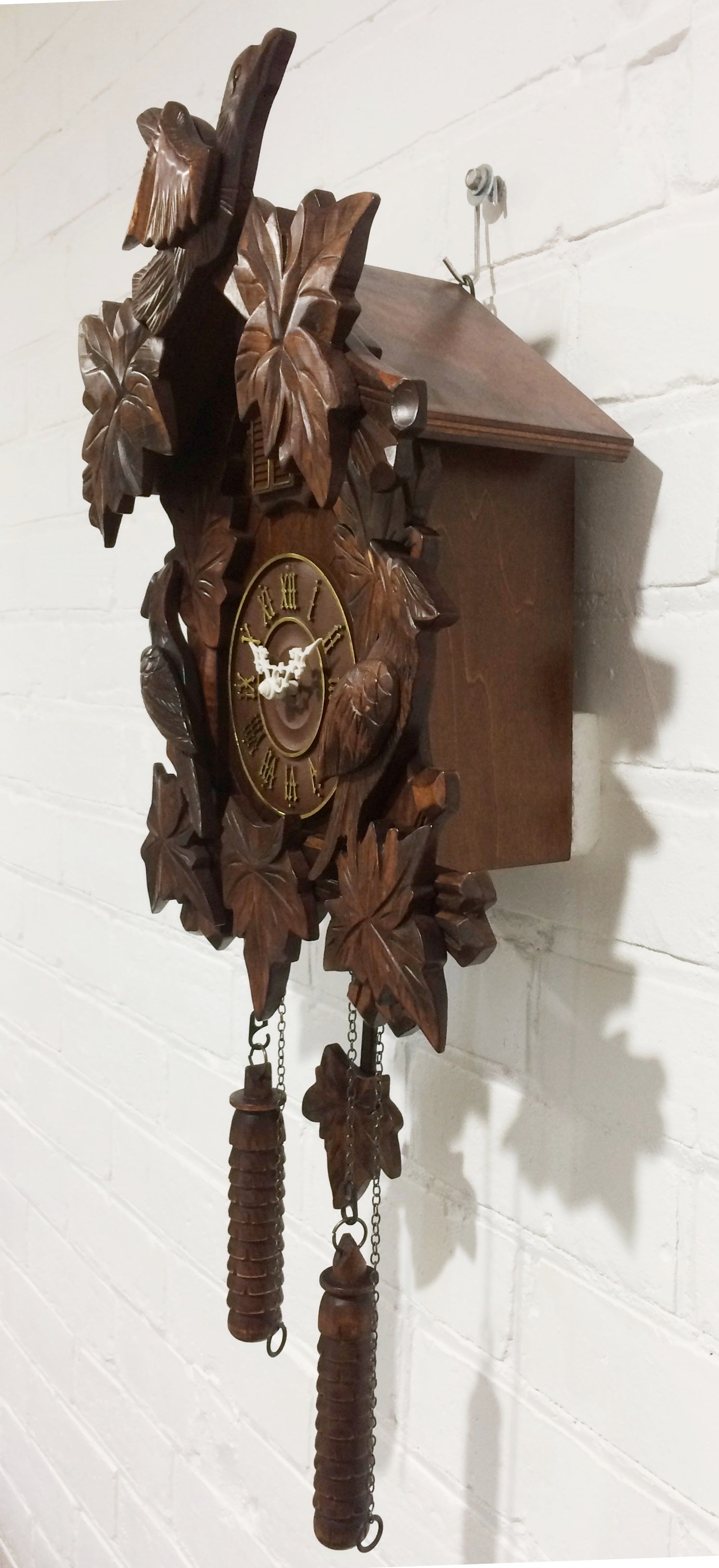 Antique Vintage Clocks & Décor | eXibit collection