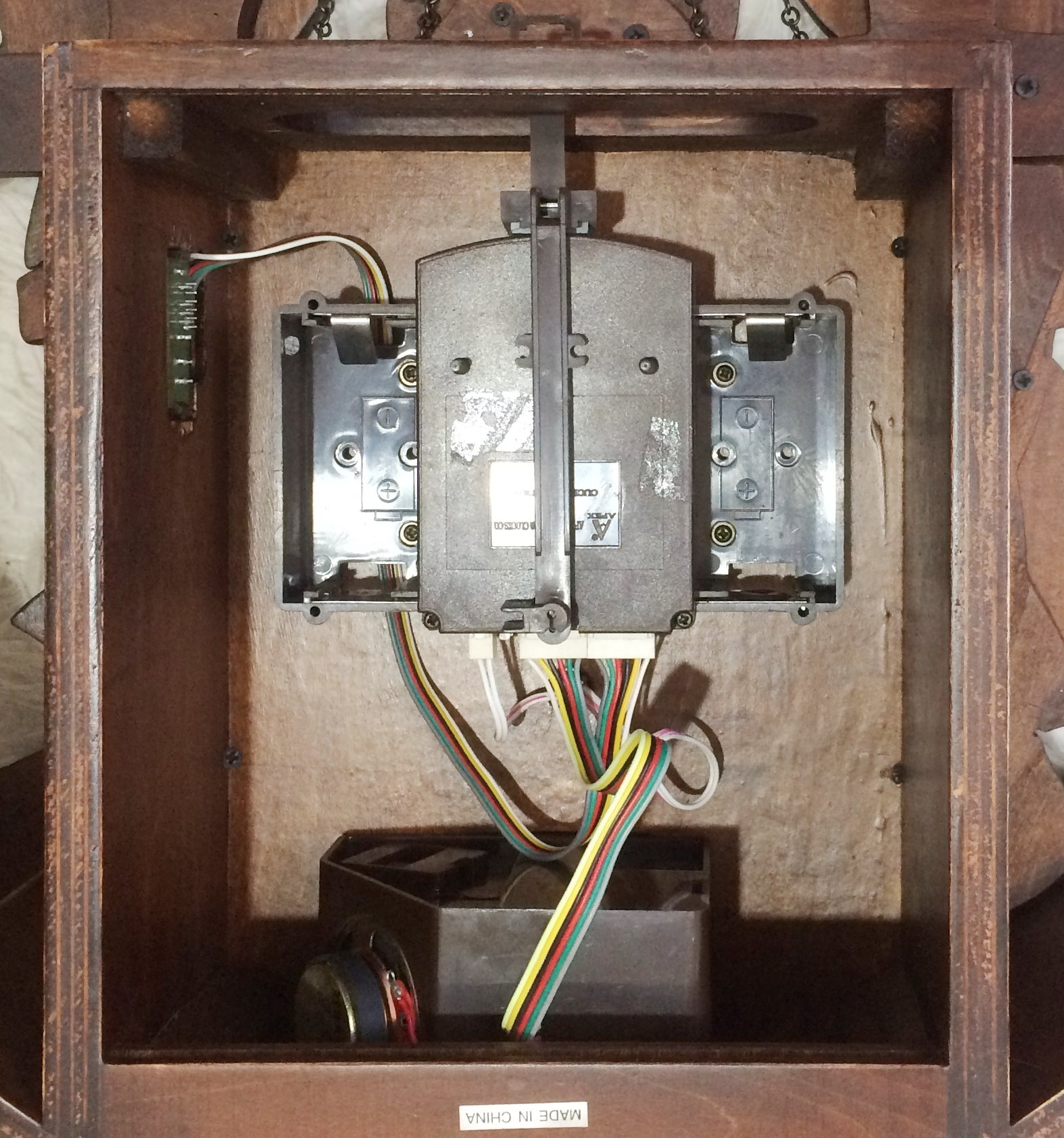 Antique Vintage Clocks & Décor | eXibit collection