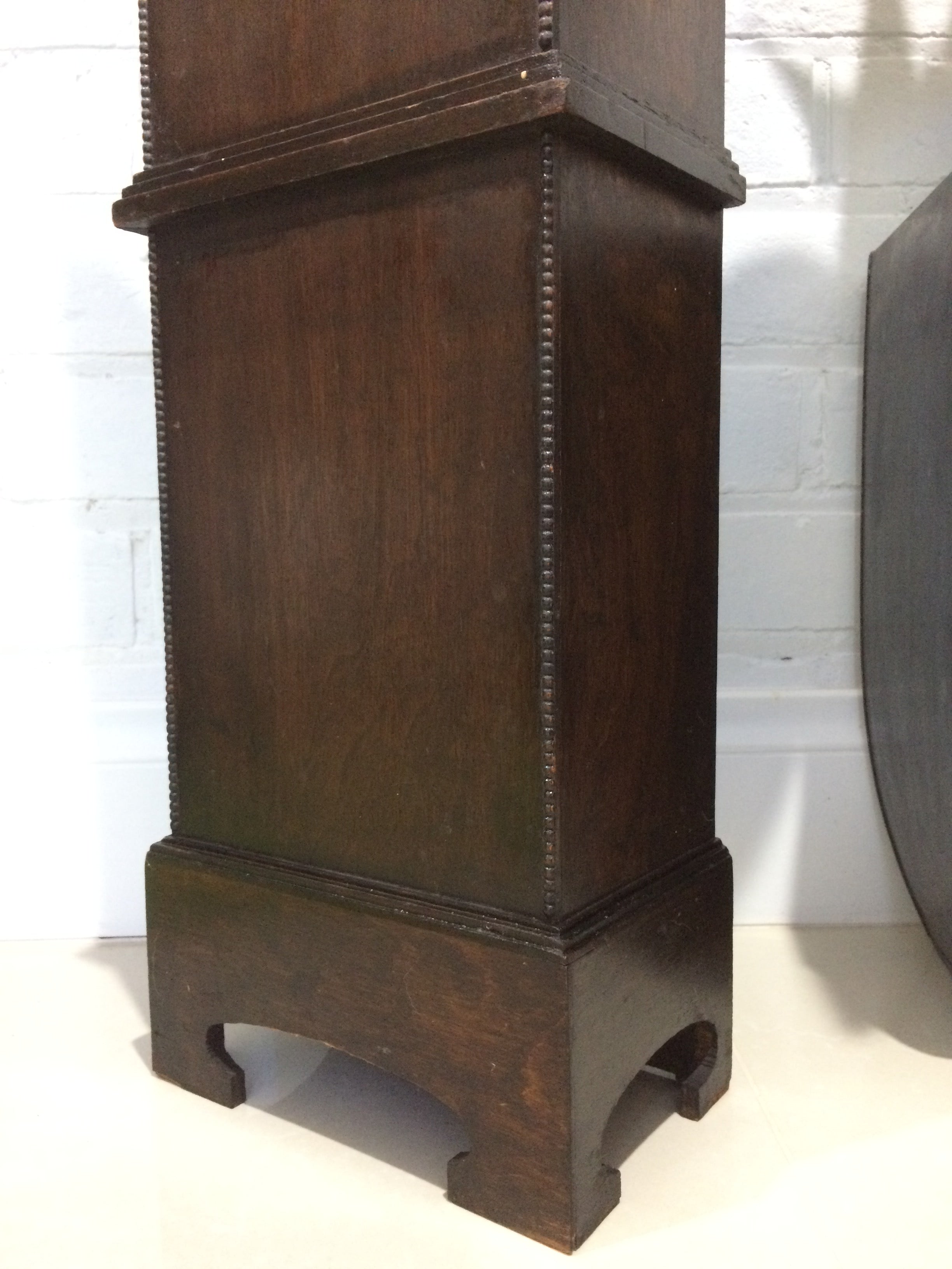 Vintage Quartz Pedestal Clock | eXibit collection