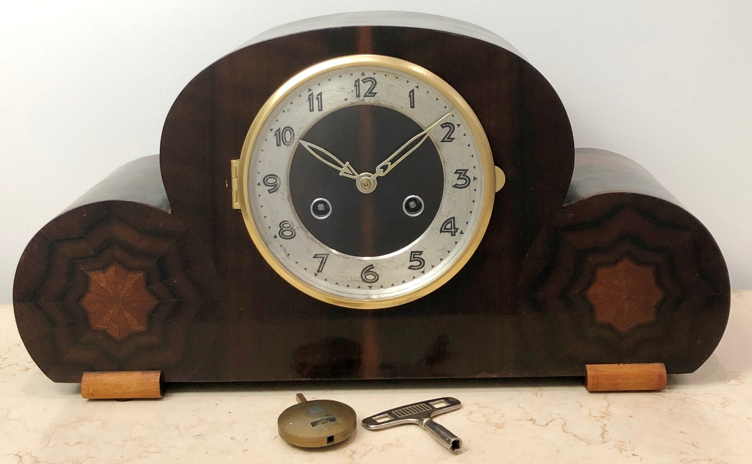 Vintage Chime Art Deco Mantel Clock | eXibit collection