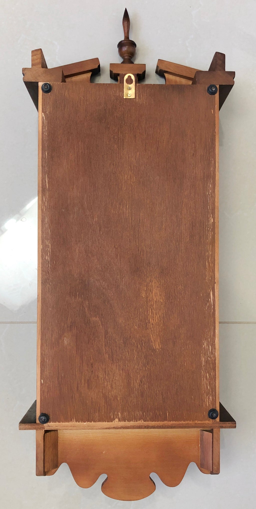 Vintage UNIQUE 31 Day Battery Wall Clock | eXibit collection