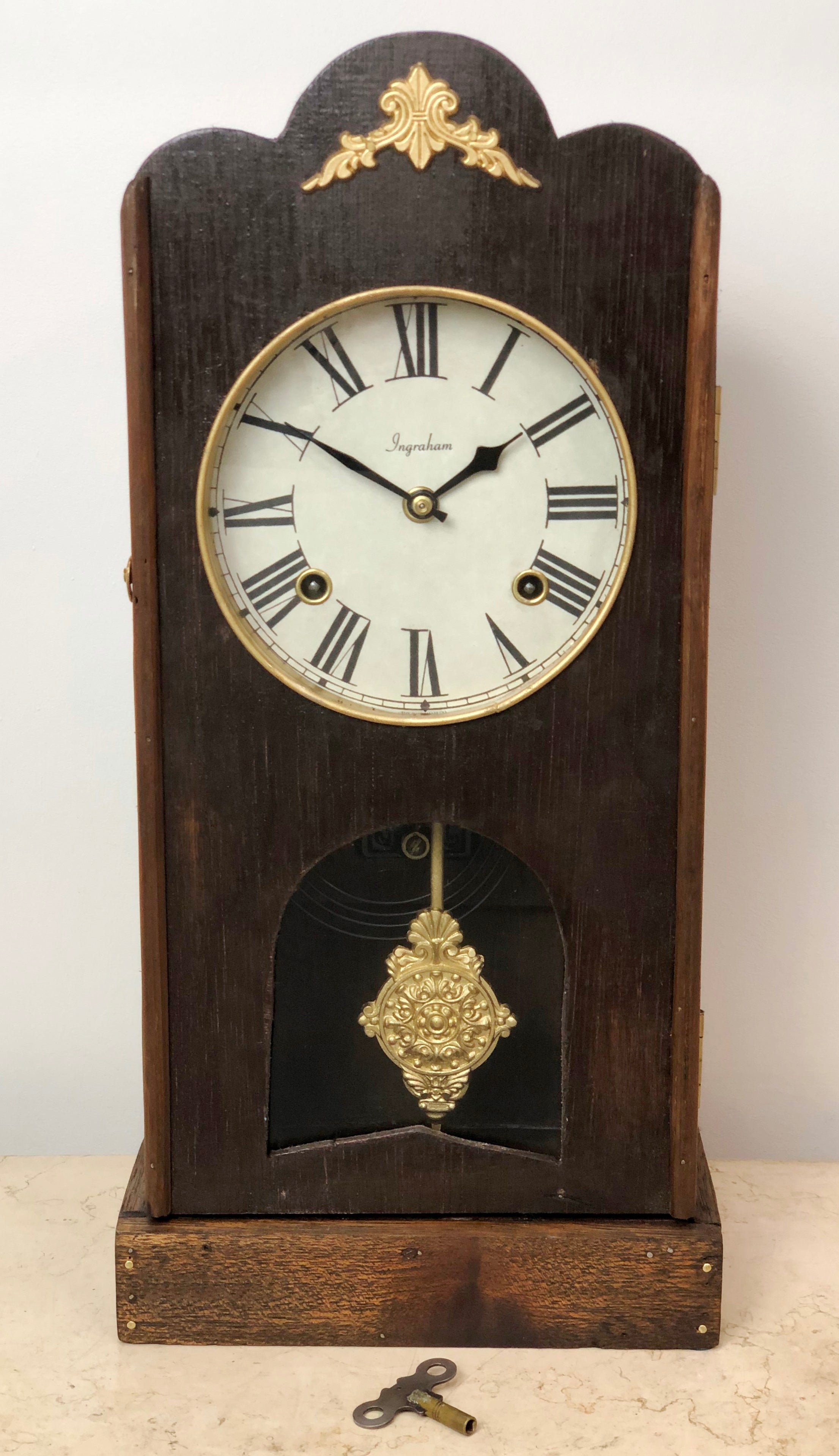 Antique Ingraham Hammer on Coil Chime Mantel Clock | eXibit collection