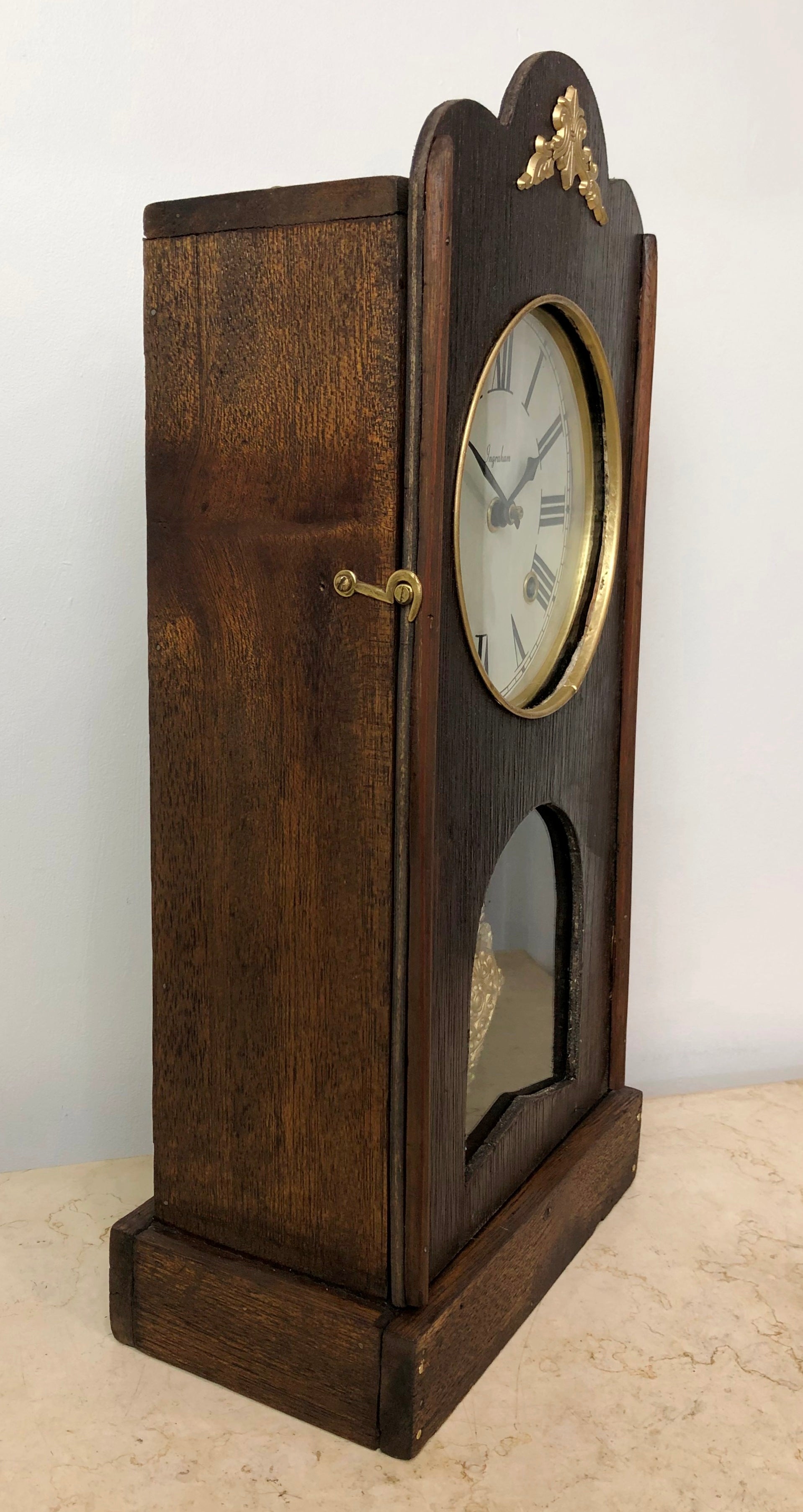 Antique Ingraham Hammer on Coil Chime Mantel Clock | eXibit collection