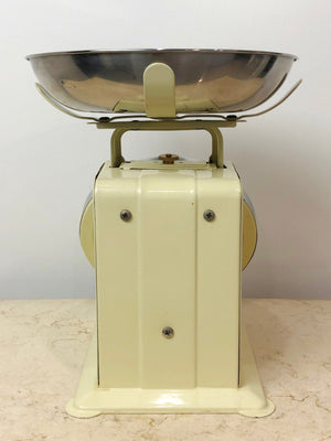 Original Cream Metal 5kg Kitchen Scale | eXibit collection