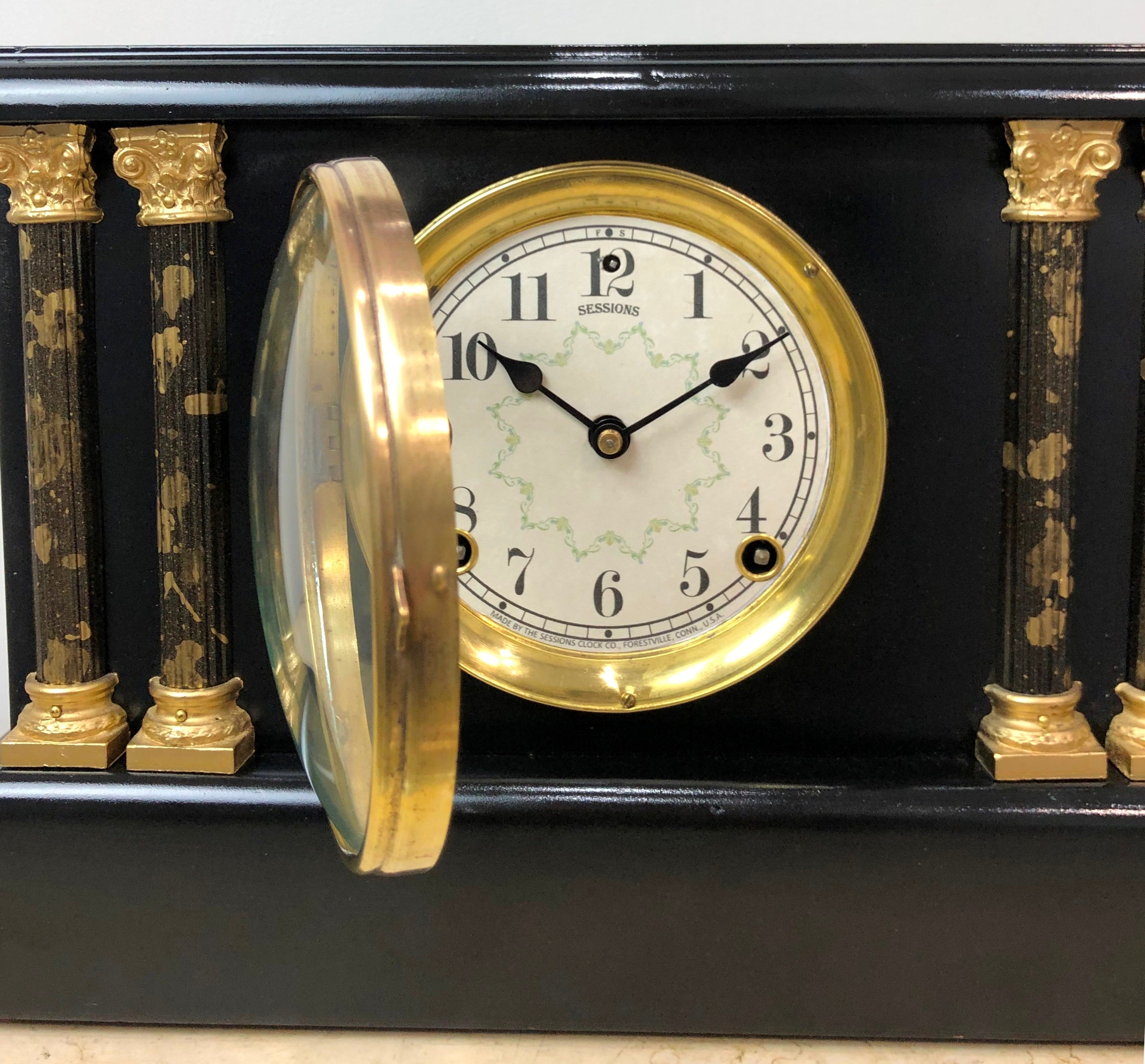 Antique Sessions USA Chime Mantel Clock | eXibit collection