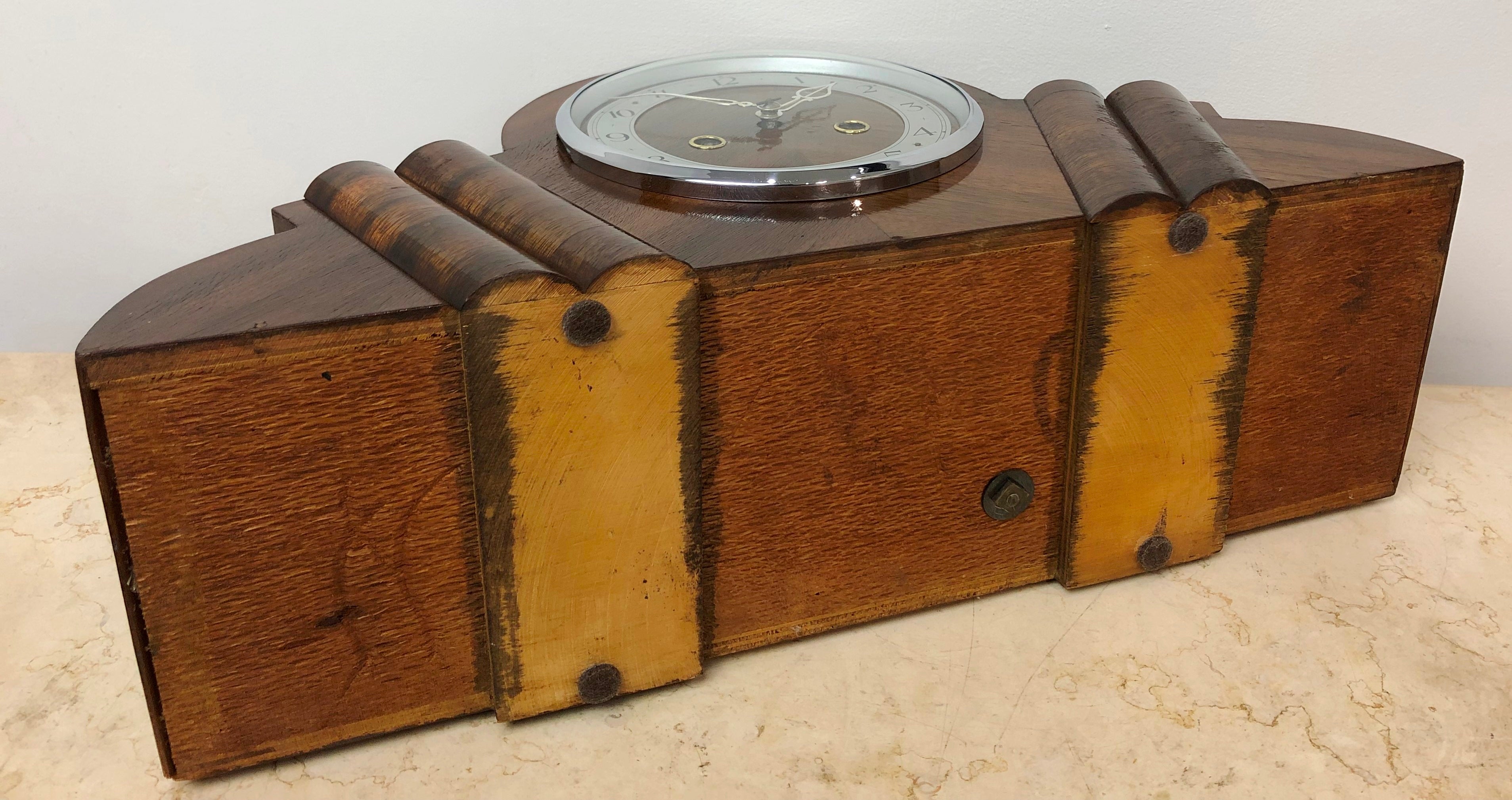 Vintage Enfield Hammer on Coil Chime Mantel Clock | eXibit collection