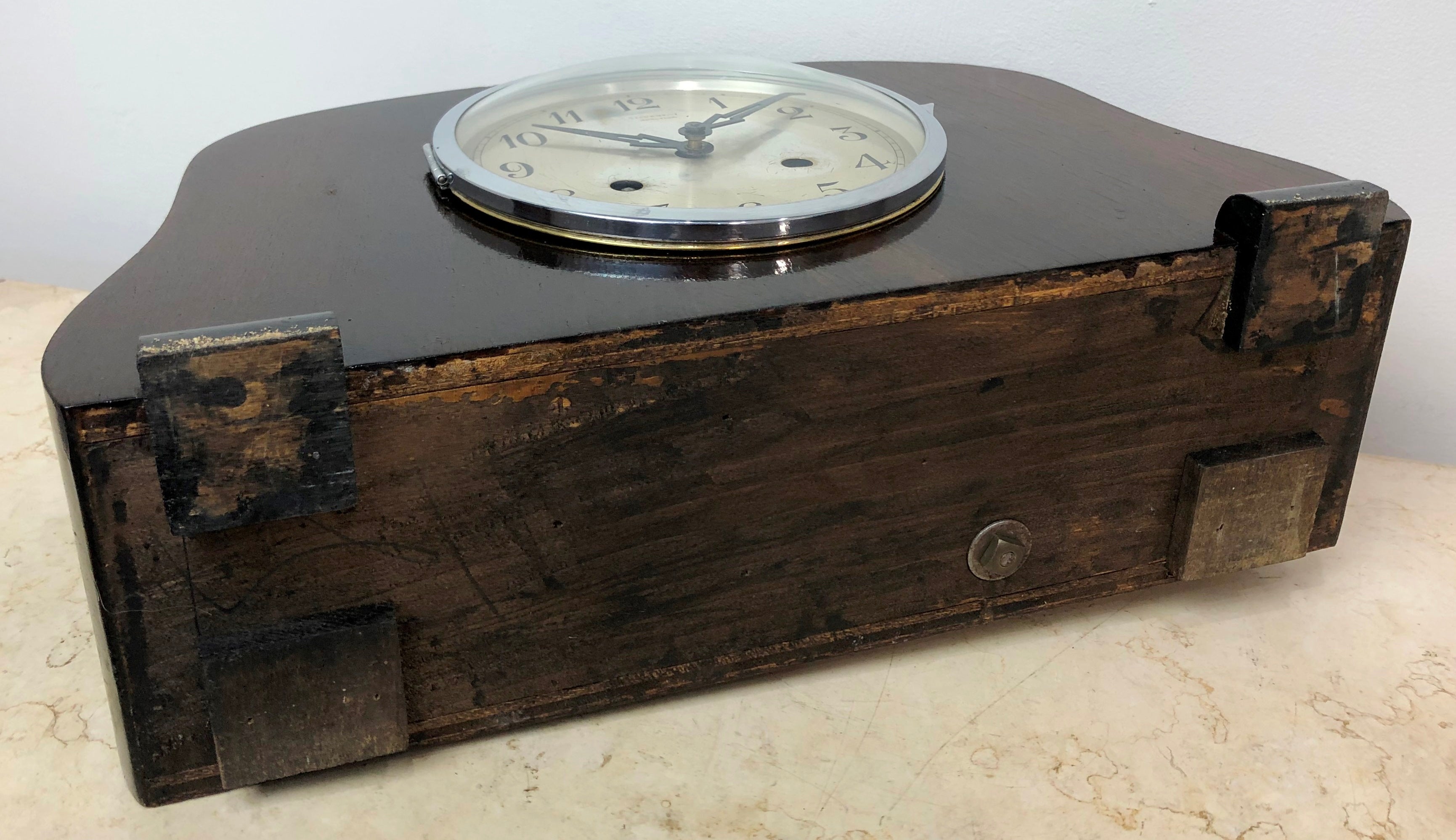 Vintage Adelaide Hammer on Coil Chime Mantel Clock | eXibit collection