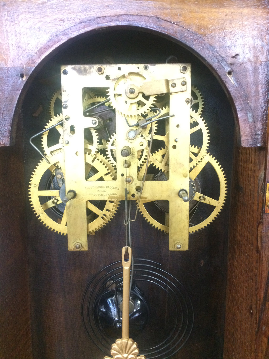 Antique Sessions Cottage Mantel Clock | eXibit collection