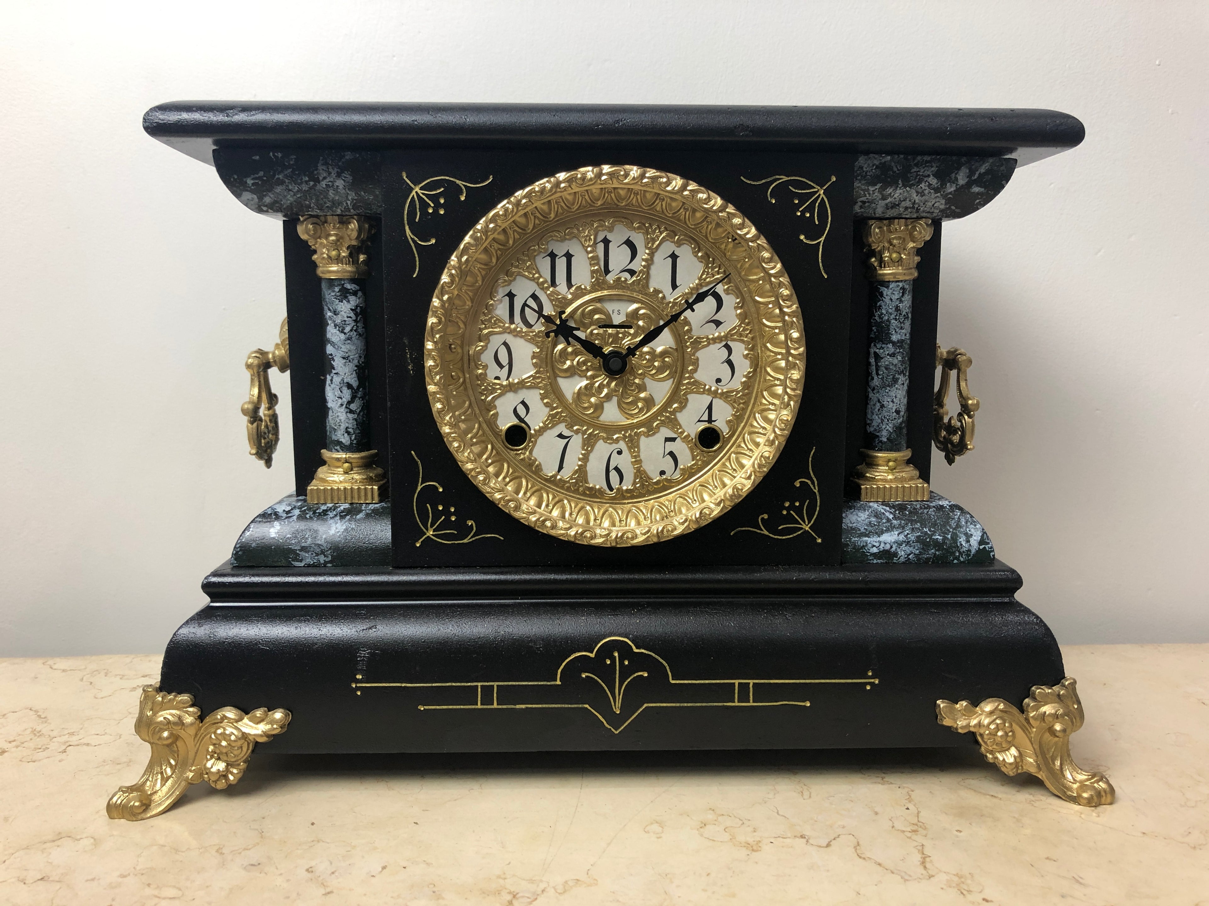  Antique GILBERT Quartz Battery Mantel Clock | eXibit collection