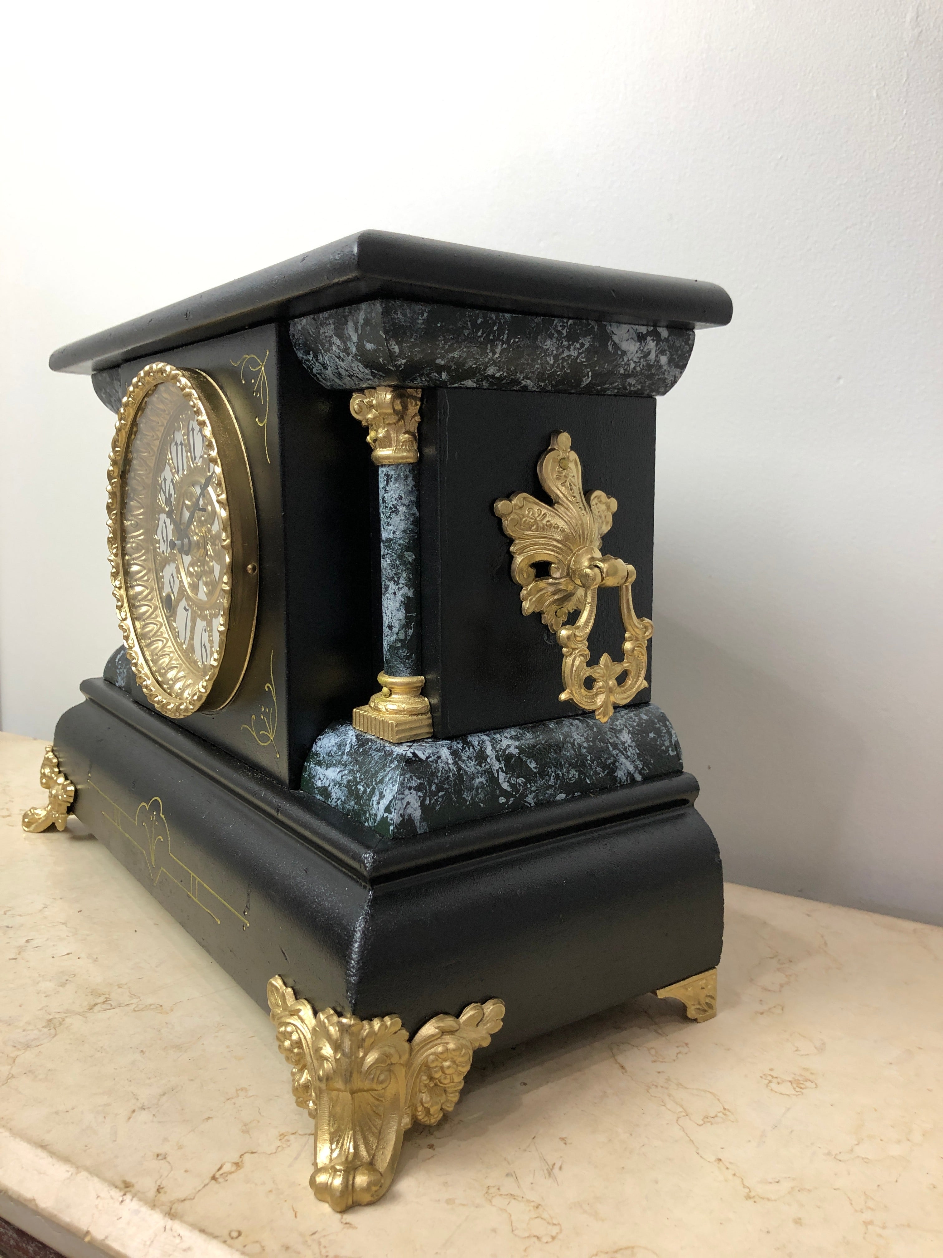  Antique GILBERT Quartz Battery Mantel Clock | eXibit collection