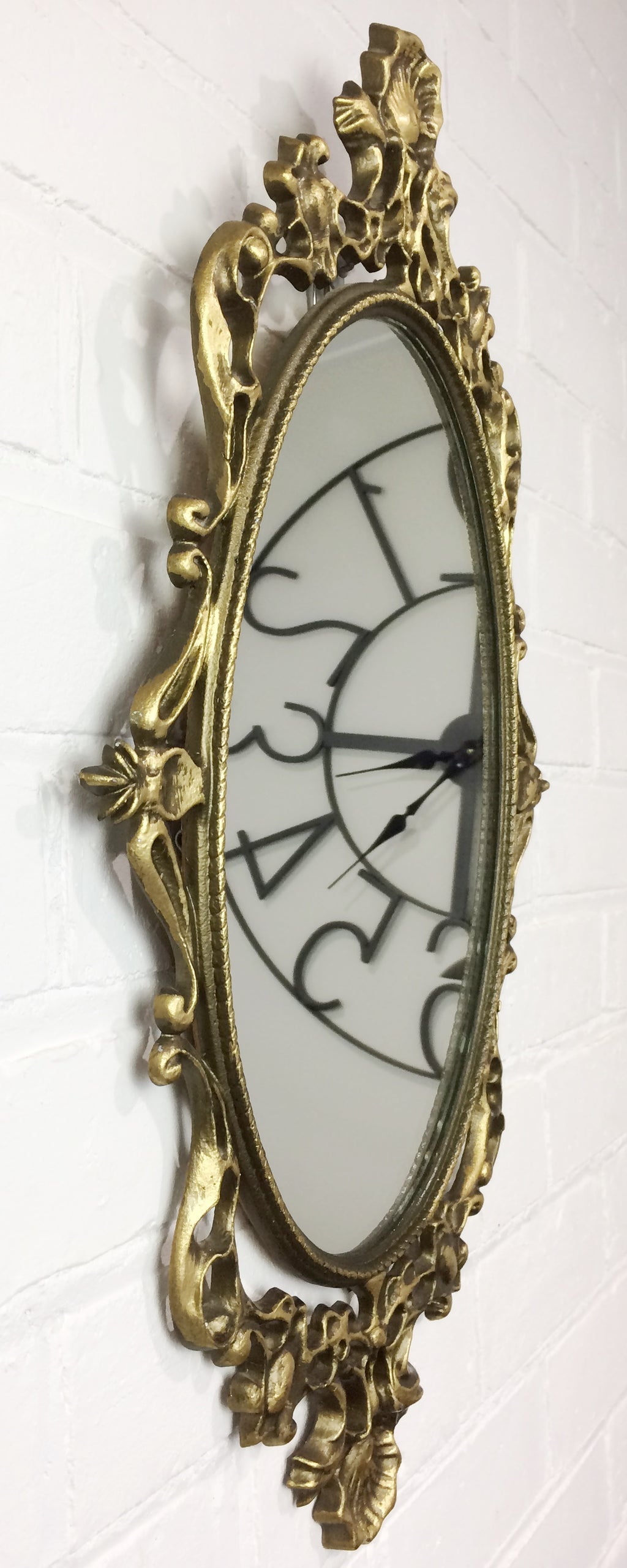 Antique Vintage Clocks & Décor | eXibit collection