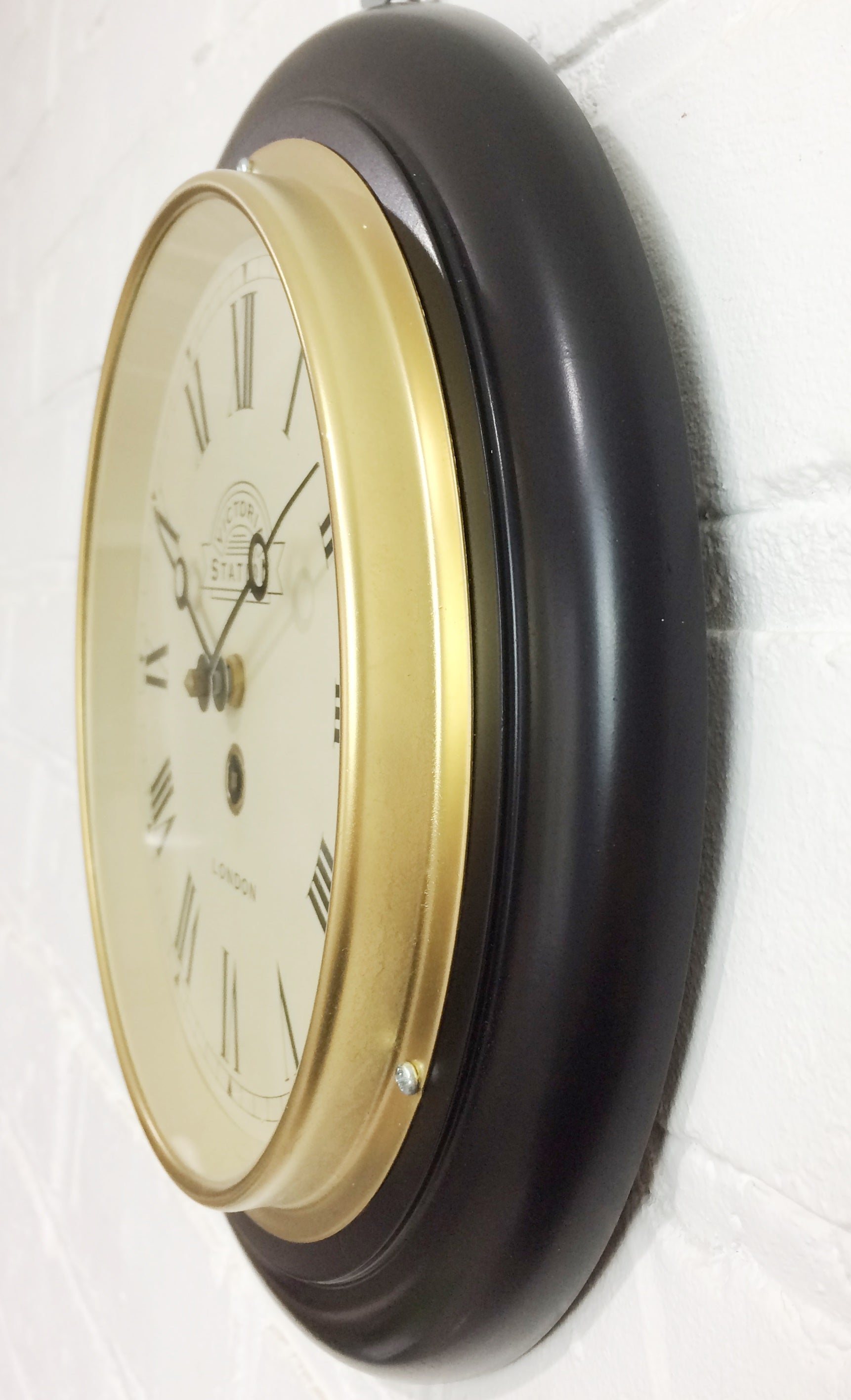 Antique Vintage Clocks & Décor | eXibit collection