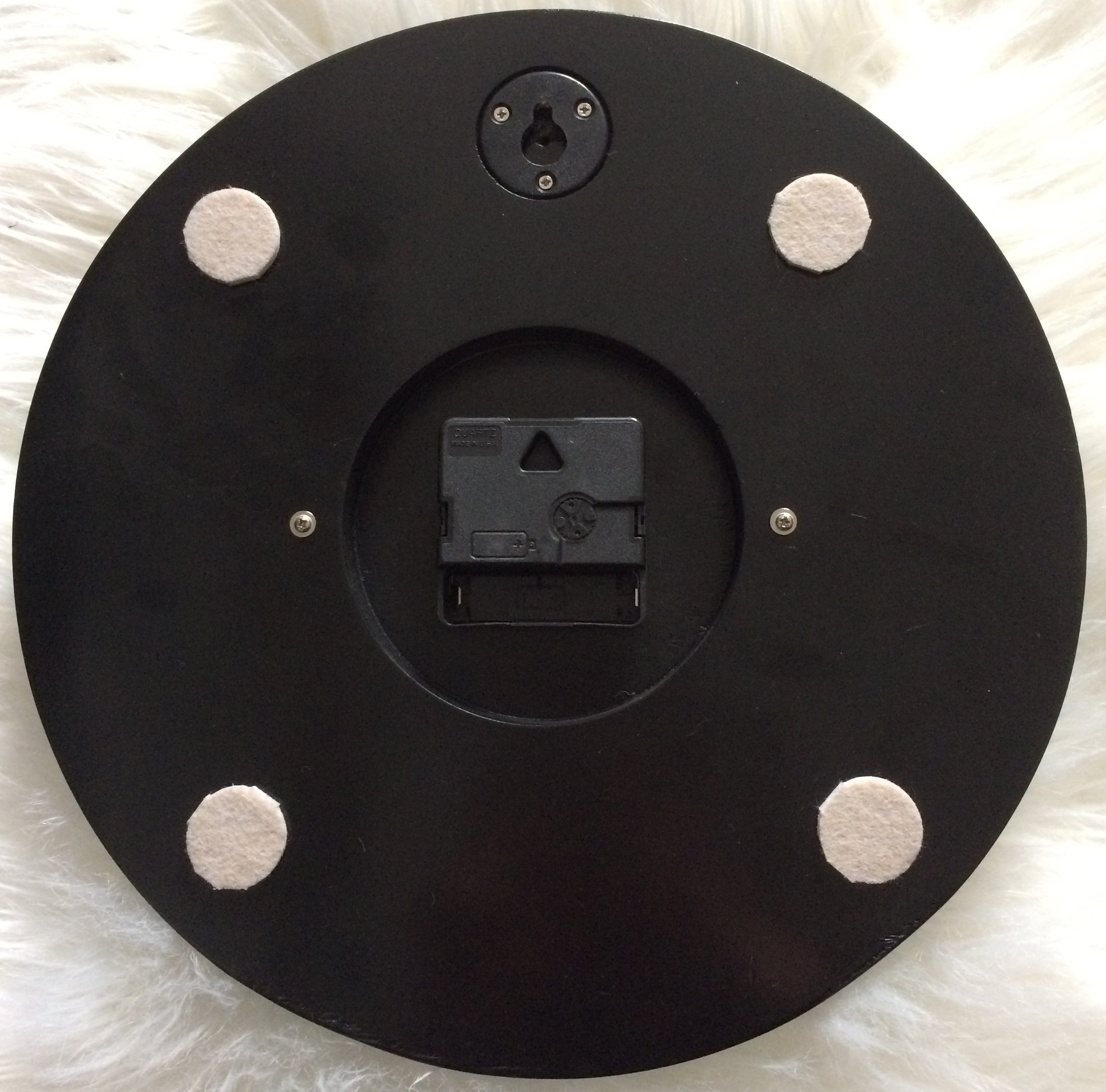 Antique Vintage Clocks & Décor | eXibit collection