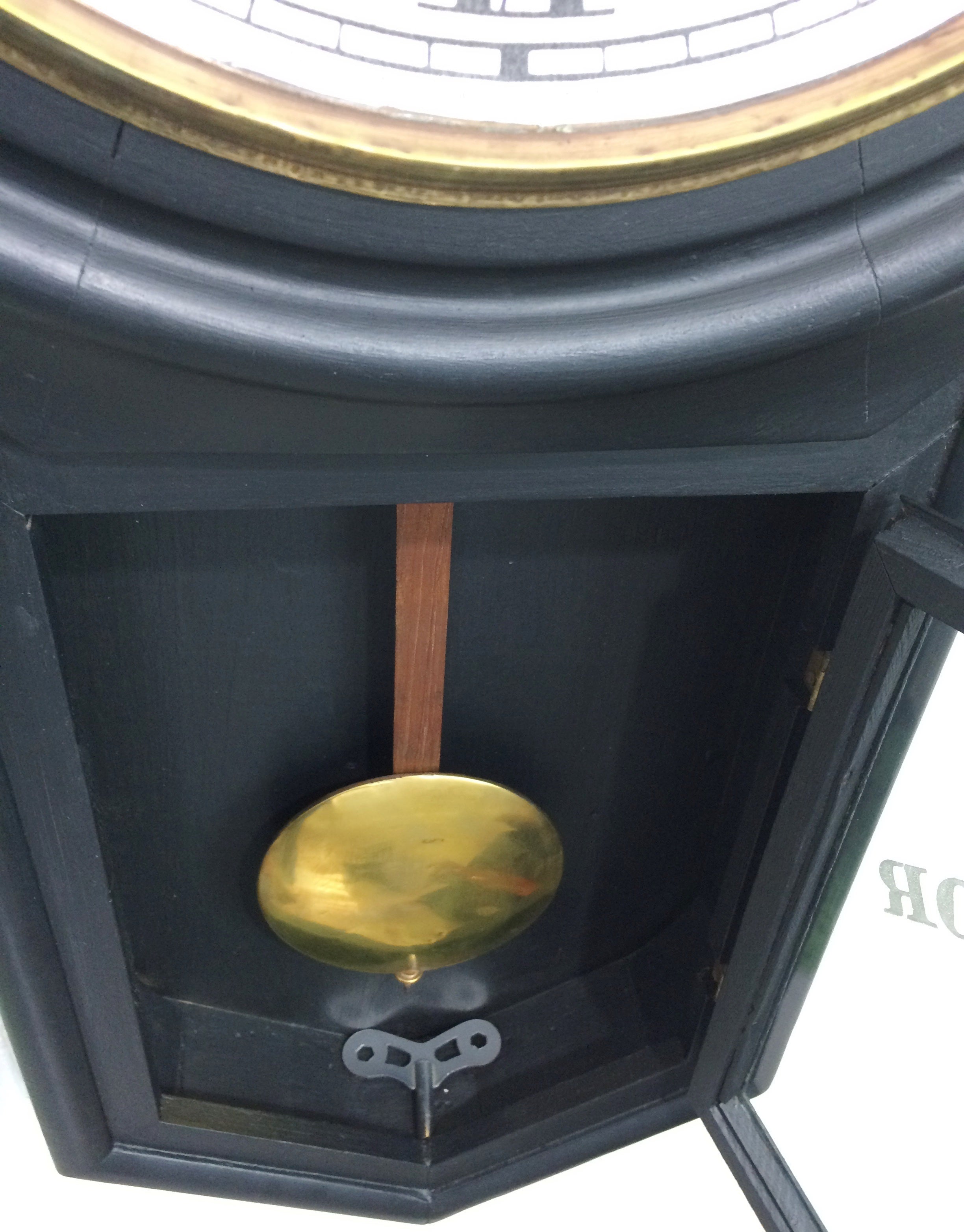 Antique Vintage Clocks & Décor | eXibit collection