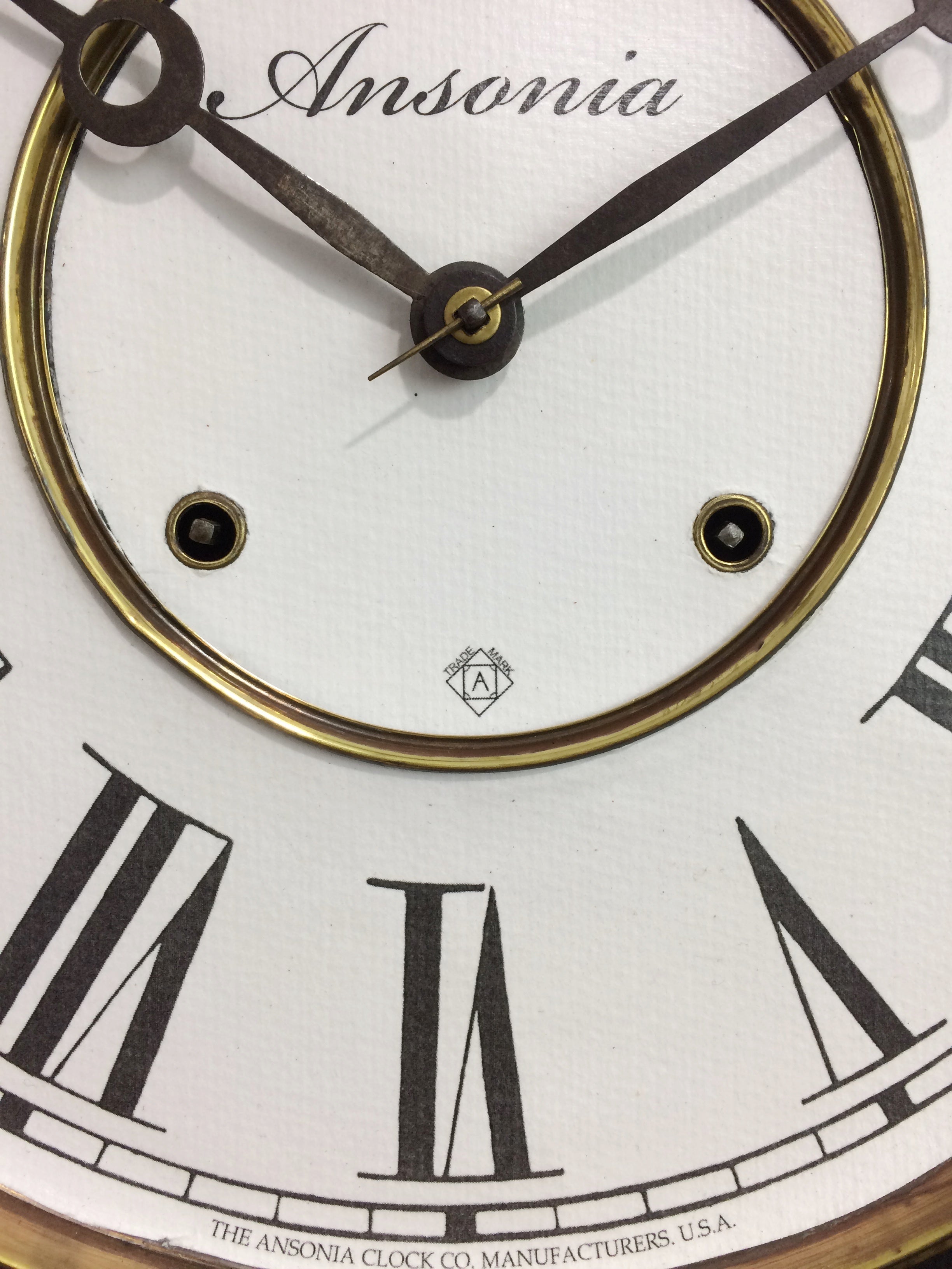 Antique Vintage Clocks & Décor | eXibit collection